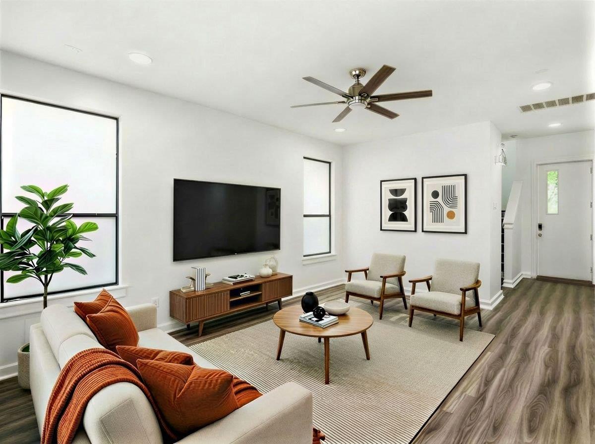 2815 Corbin LN — photo 4