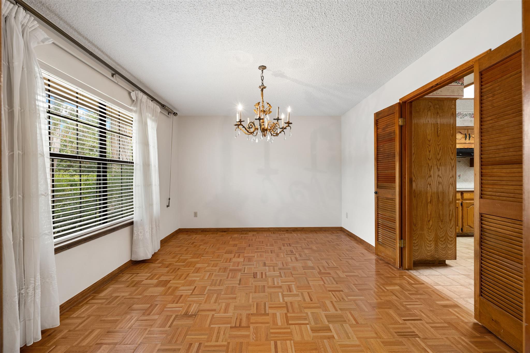 4209 Sevilla DR — photo 4