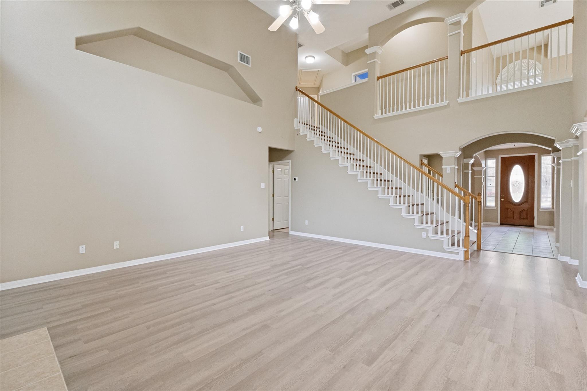 2244 Fernspring DR — photo 3
