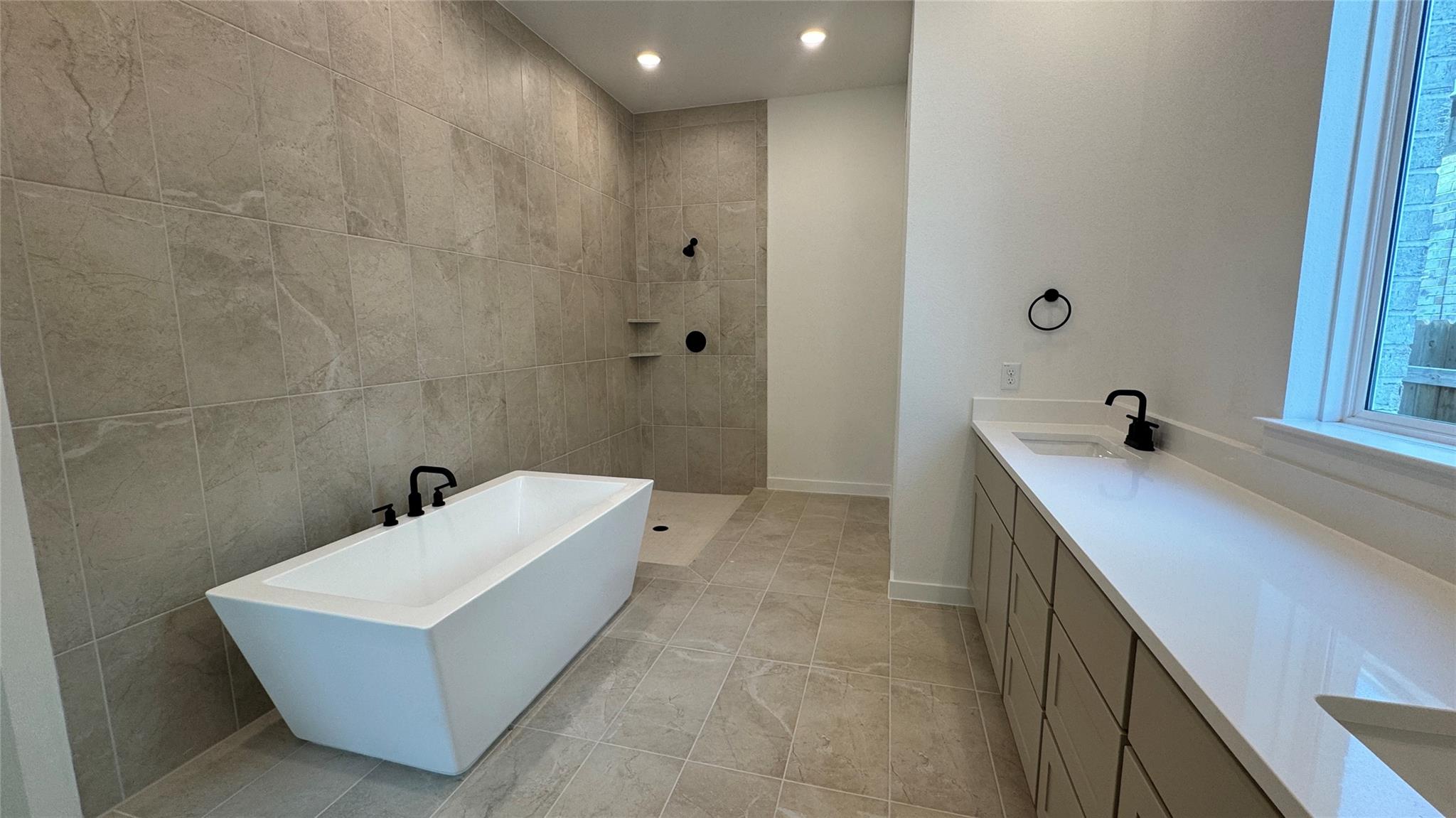 1424 Amanda Paige DR — photo 5