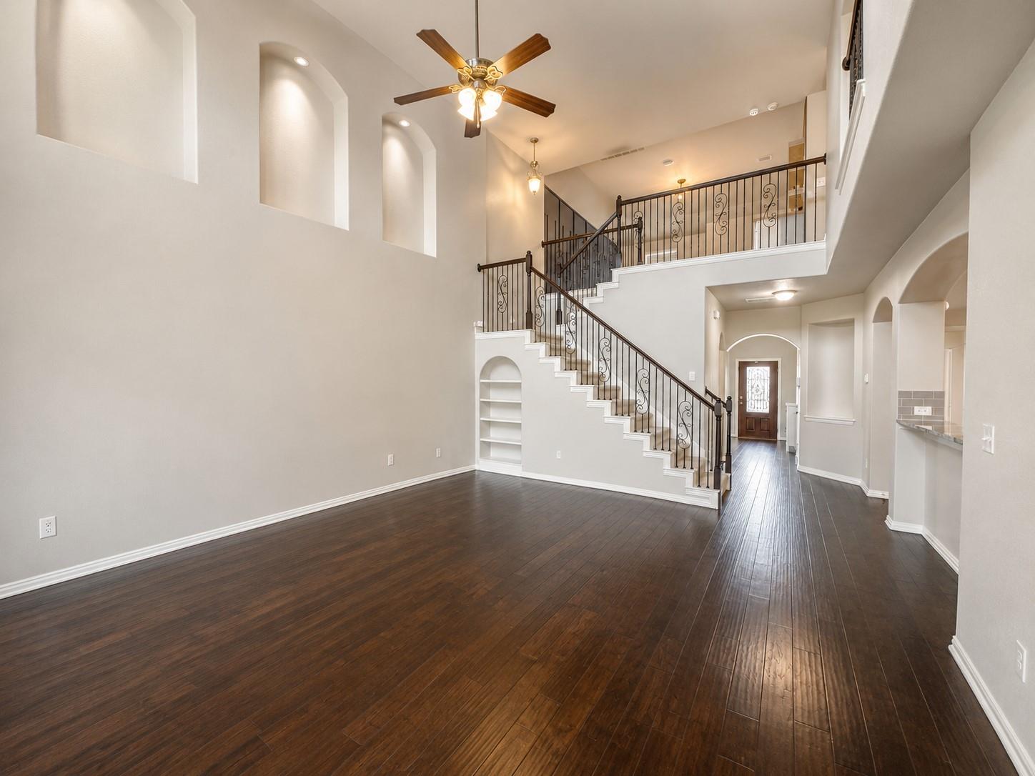 604 Vista Gardens DR — photo 4