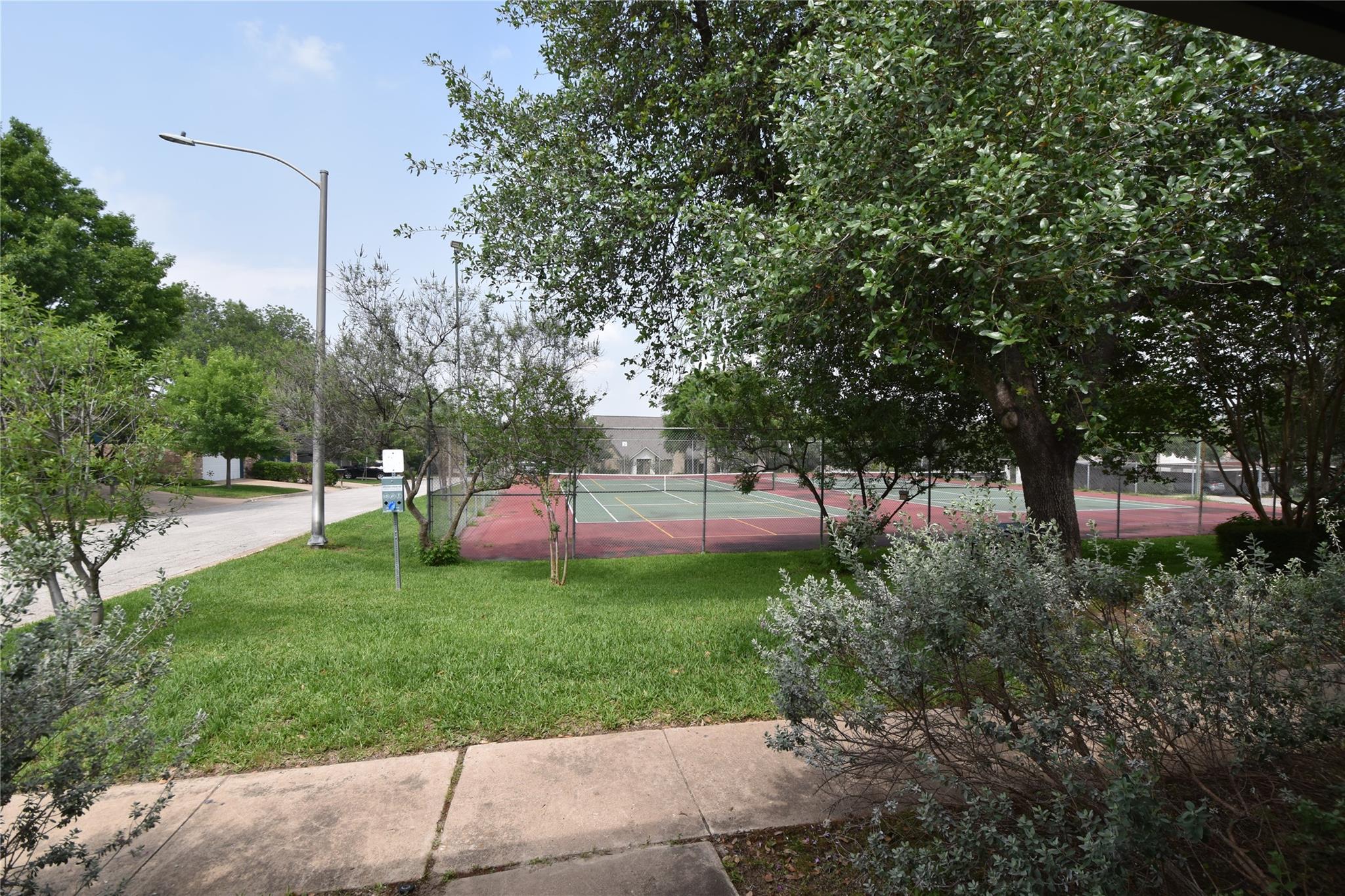 2000 Millay DR — photo 4