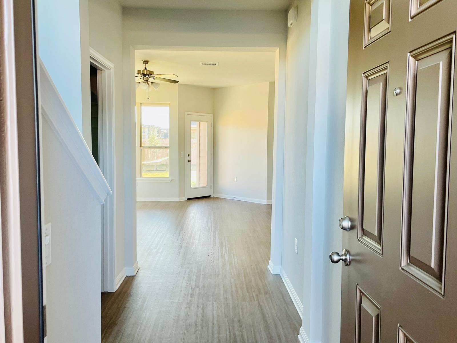 701 Falkland TRCE — photo 4