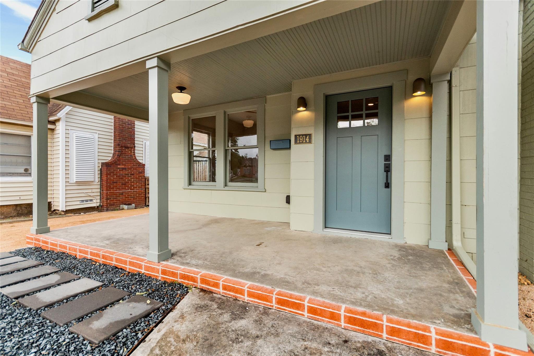 1914 Magnolia Ave — photo 4