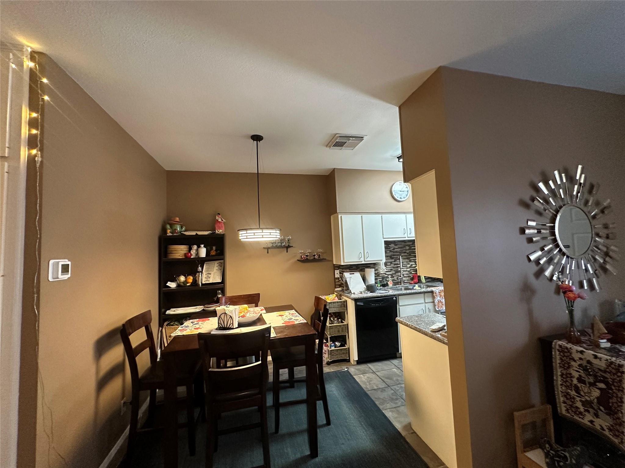 106 30th ST #203 — photo 3