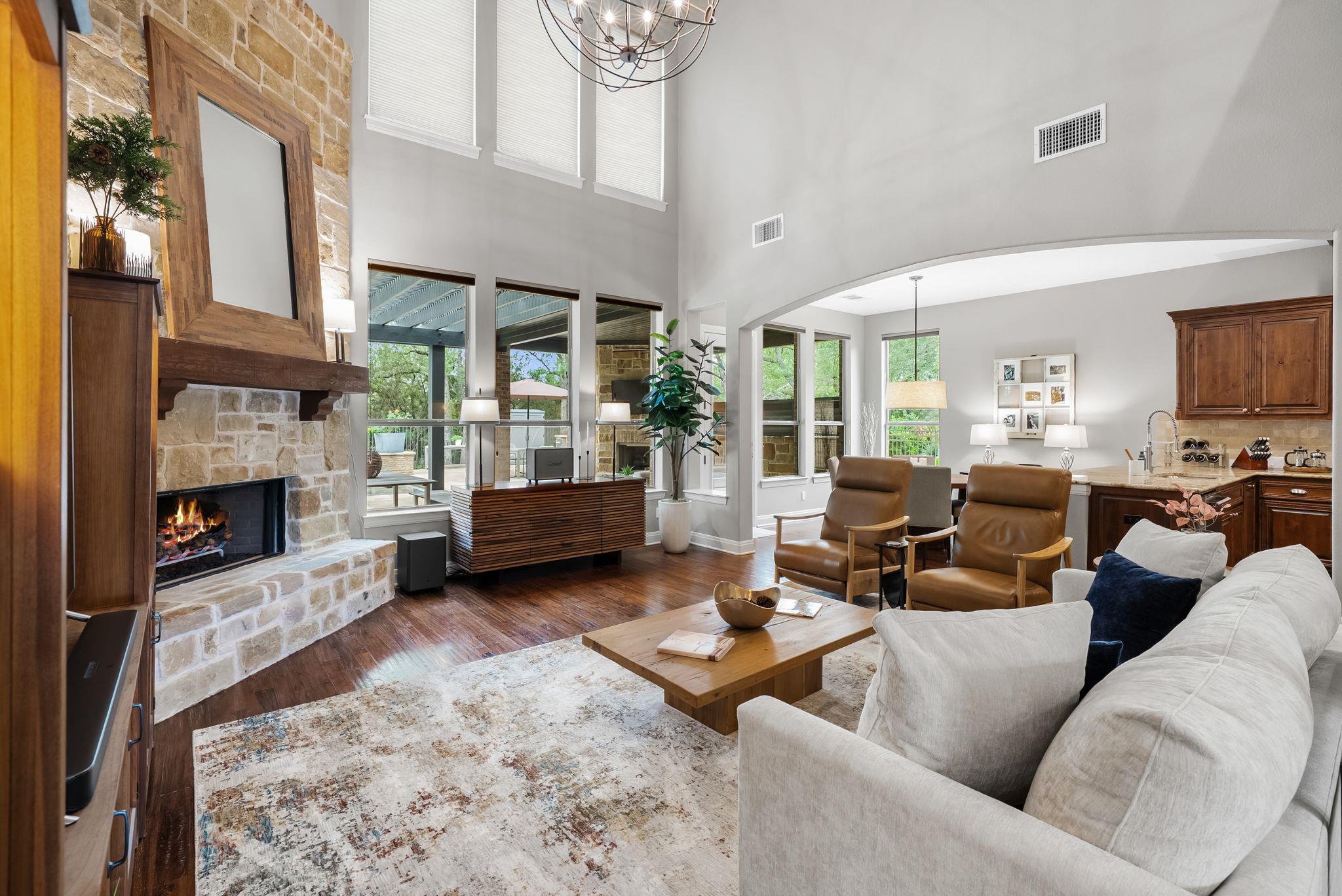 208 Santaluz LN — photo 4