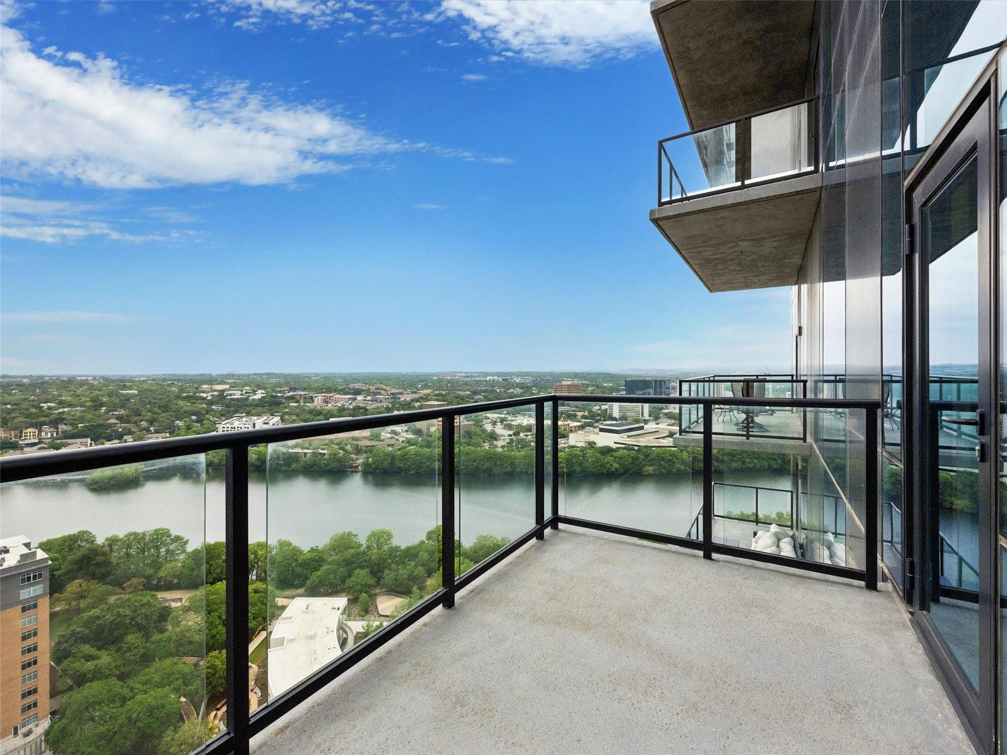 70 Rainey ST #2201 — photo 3