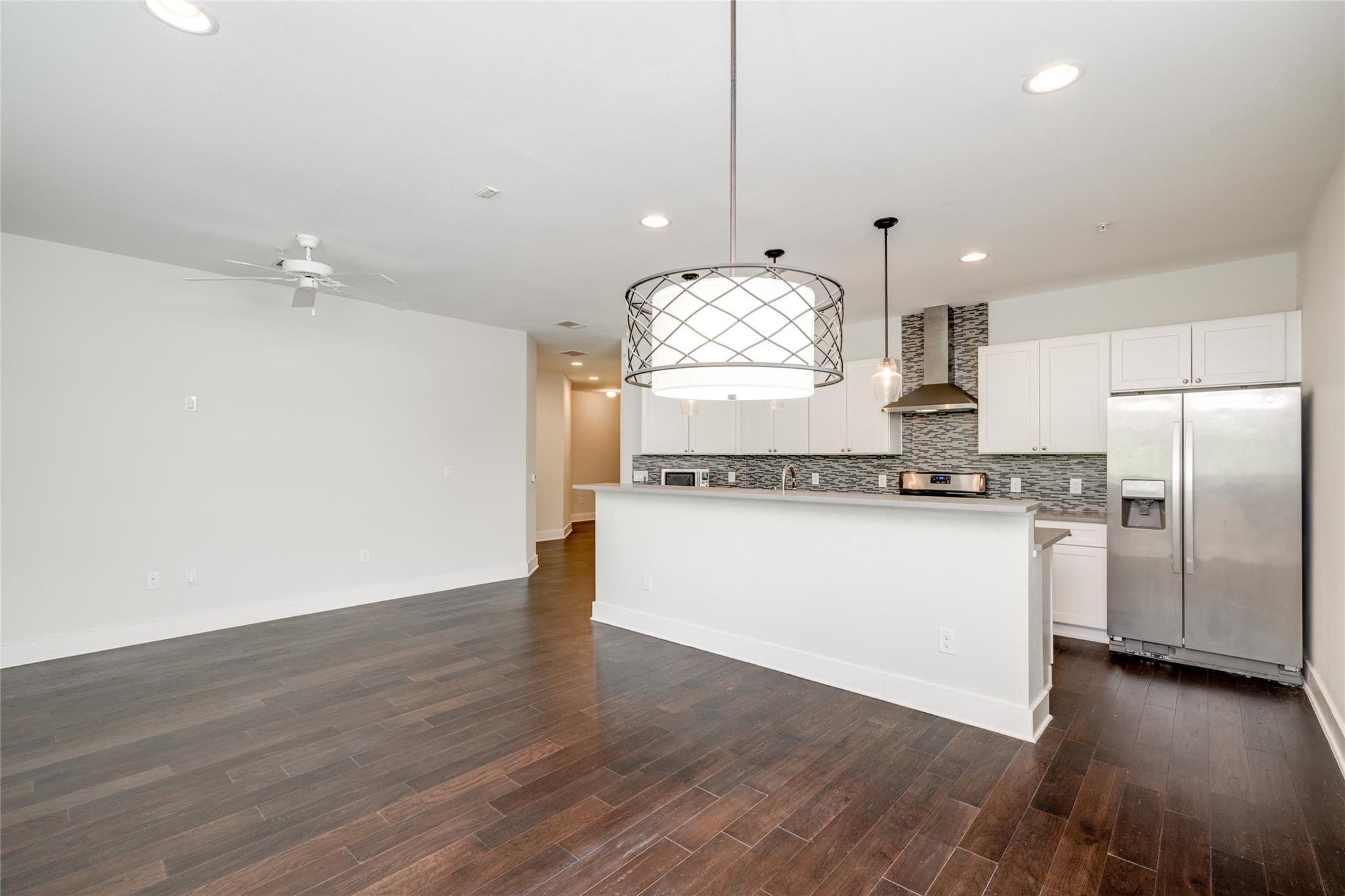 908 Nueces ST #12 — photo 4