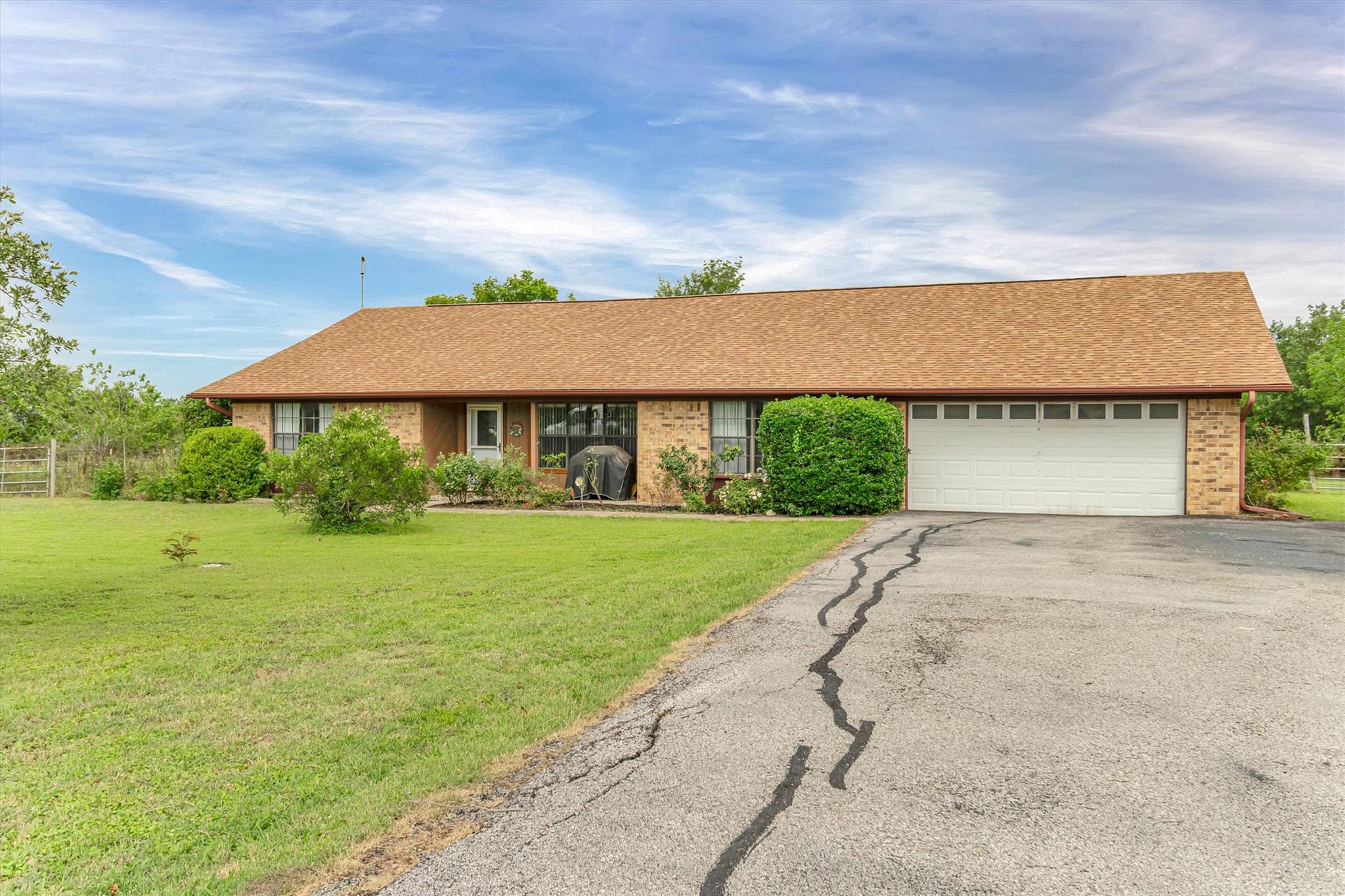 12800 Quarterhorse DR — photo 3