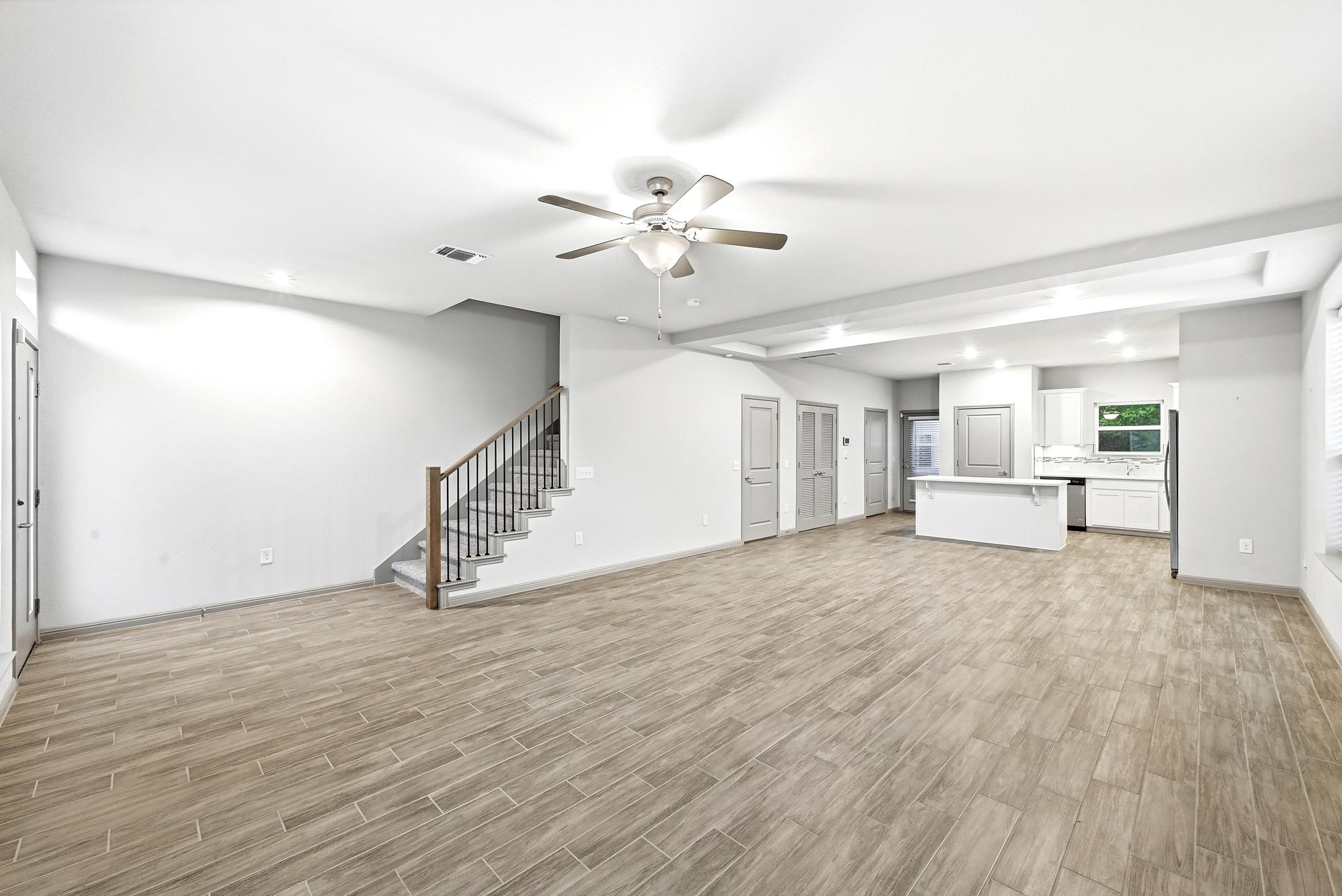 5517 Charles Merle DR #B — photo 4