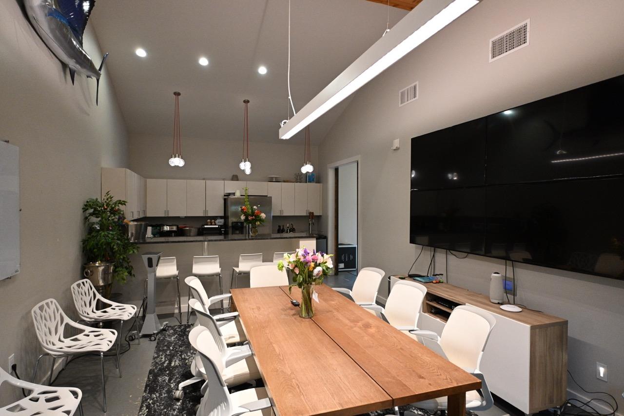 612 Winflo DR — photo 3