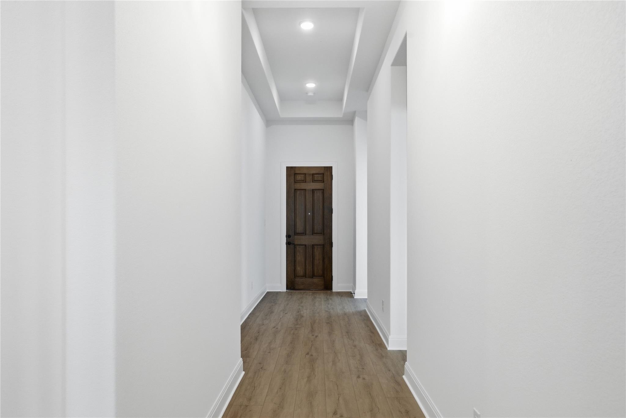 619 Breeze Hollow LN — photo 3