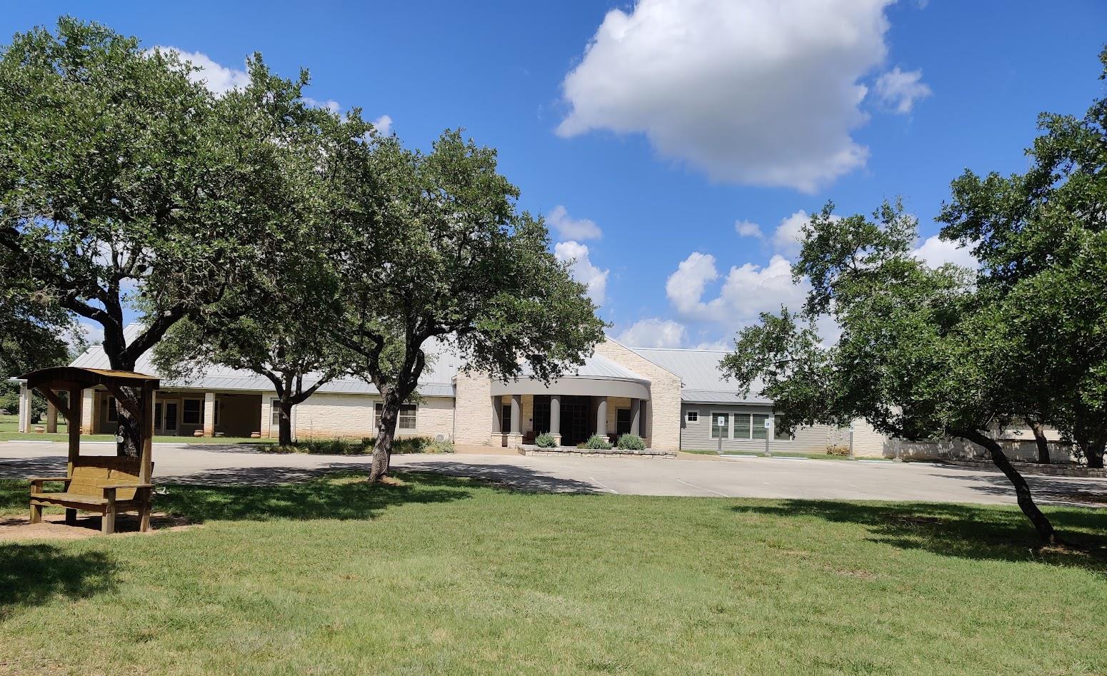 400 Old Hwy 290 — photo 3