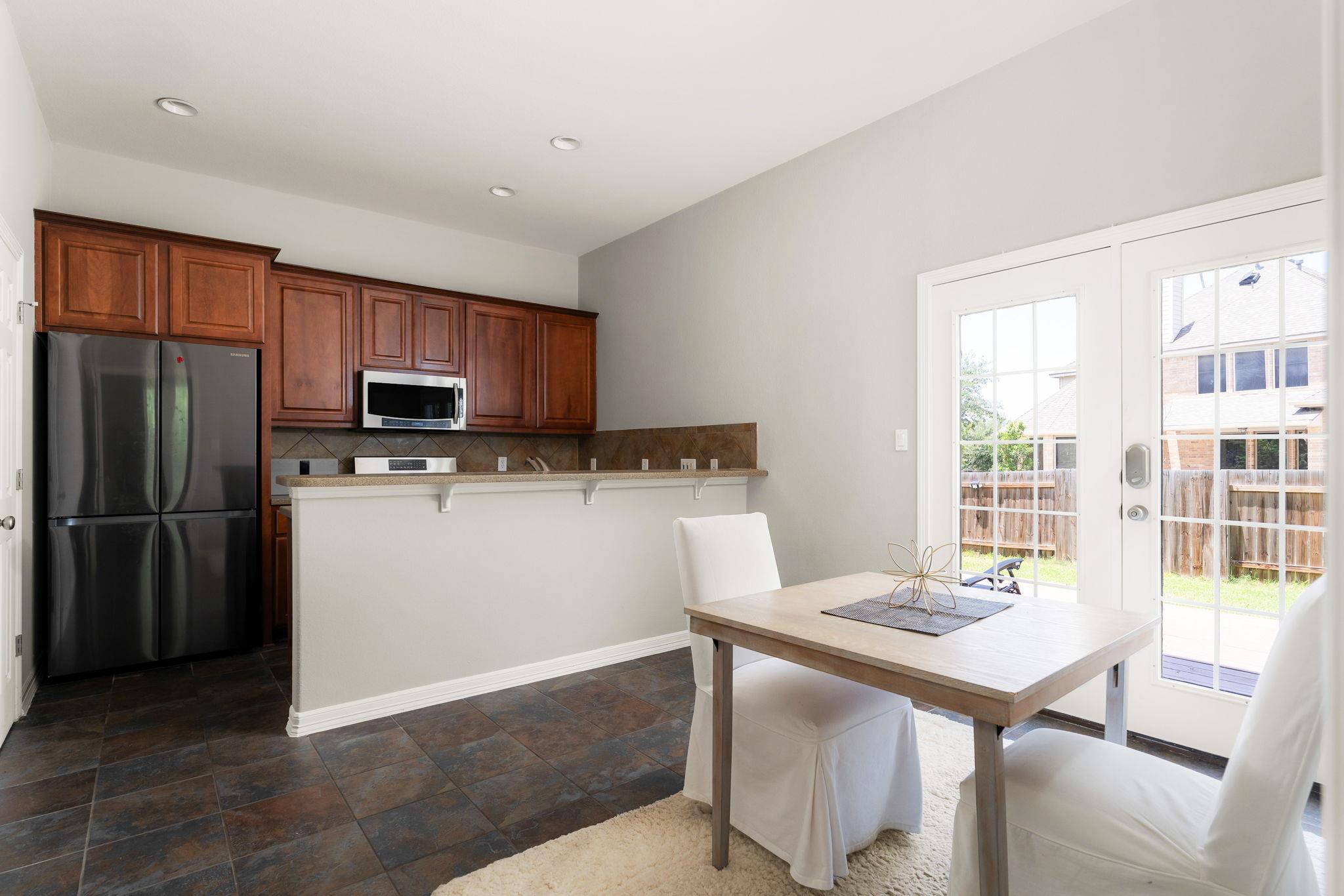 4201 Greatview DR — photo 5