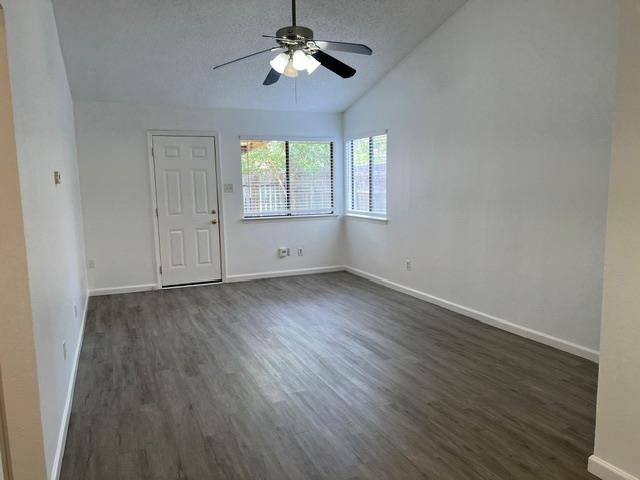 1428 Braker LN #A — photo 4