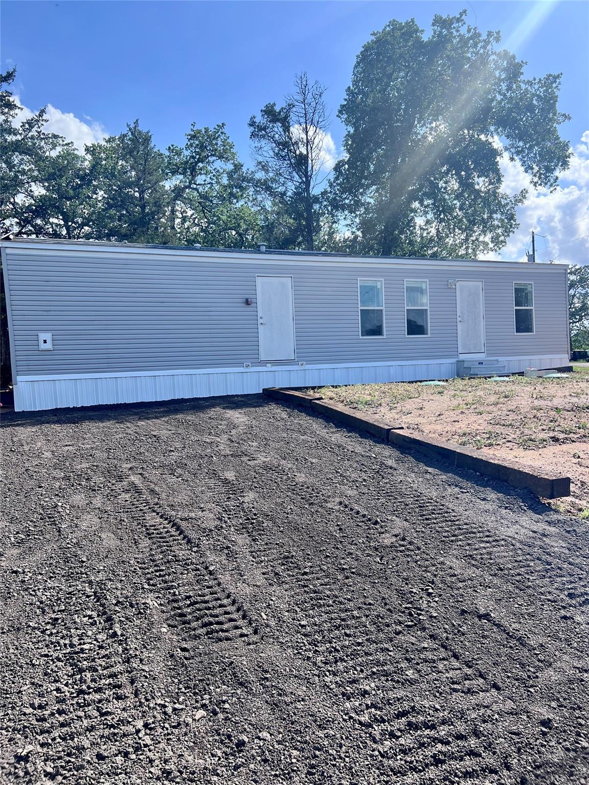 121 Kiowa DR