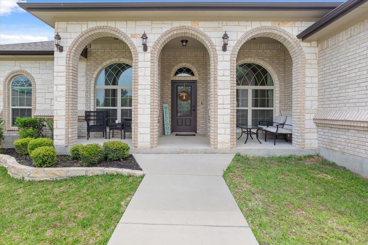 8302 Ginny LN — photo 4