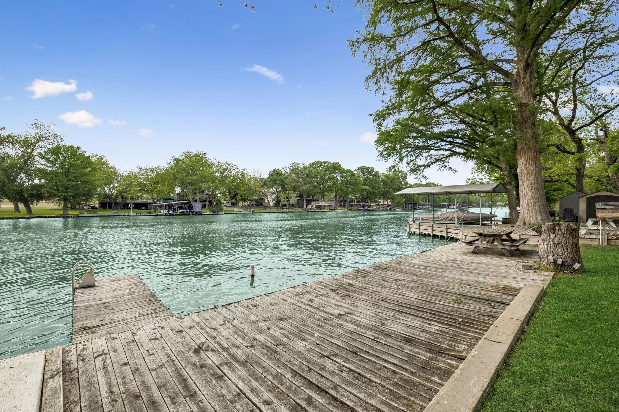723 Zipp RD — photo 3