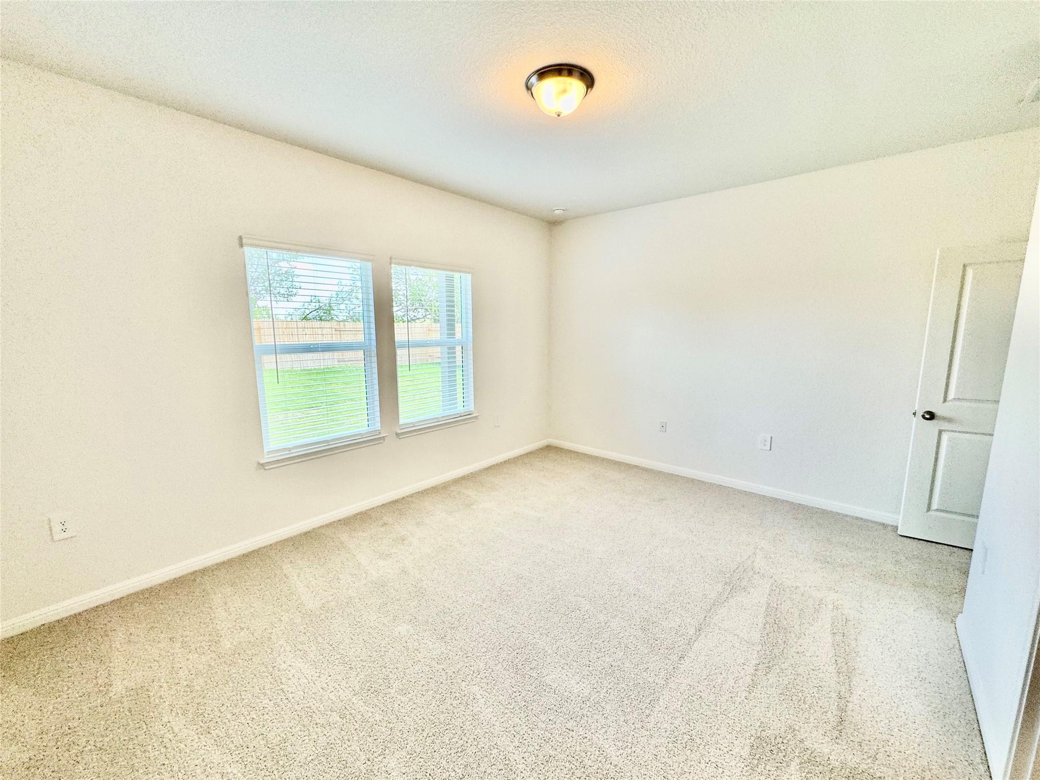 12512 Saint Thomas DR — photo 3