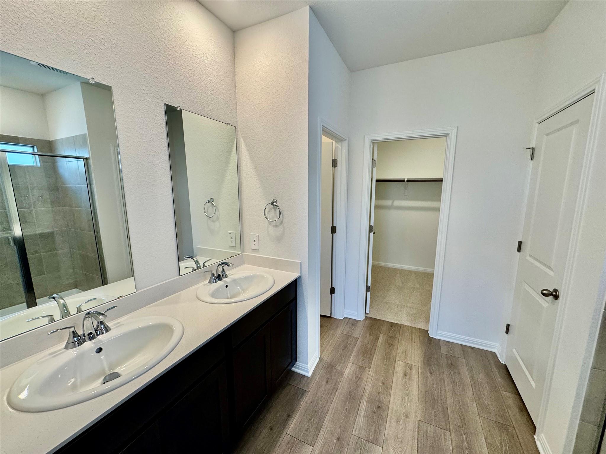 12512 Saint Thomas DR — photo 4