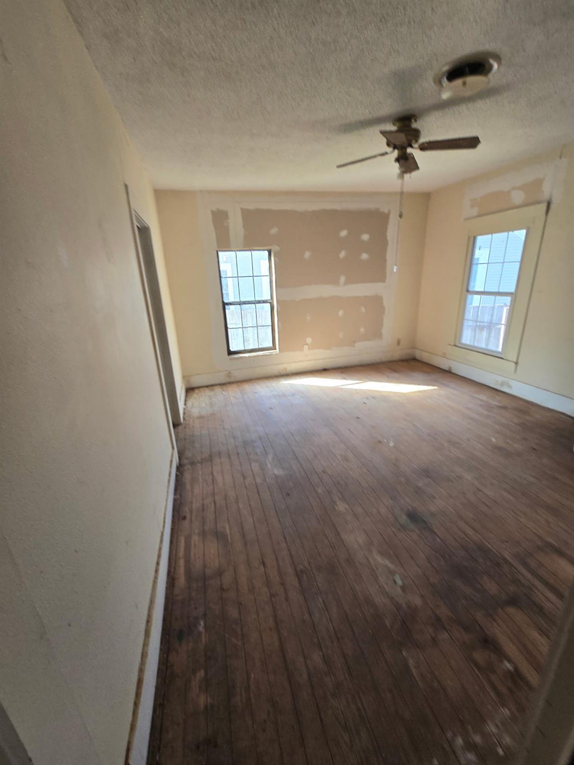 501 Green ST — photo 5