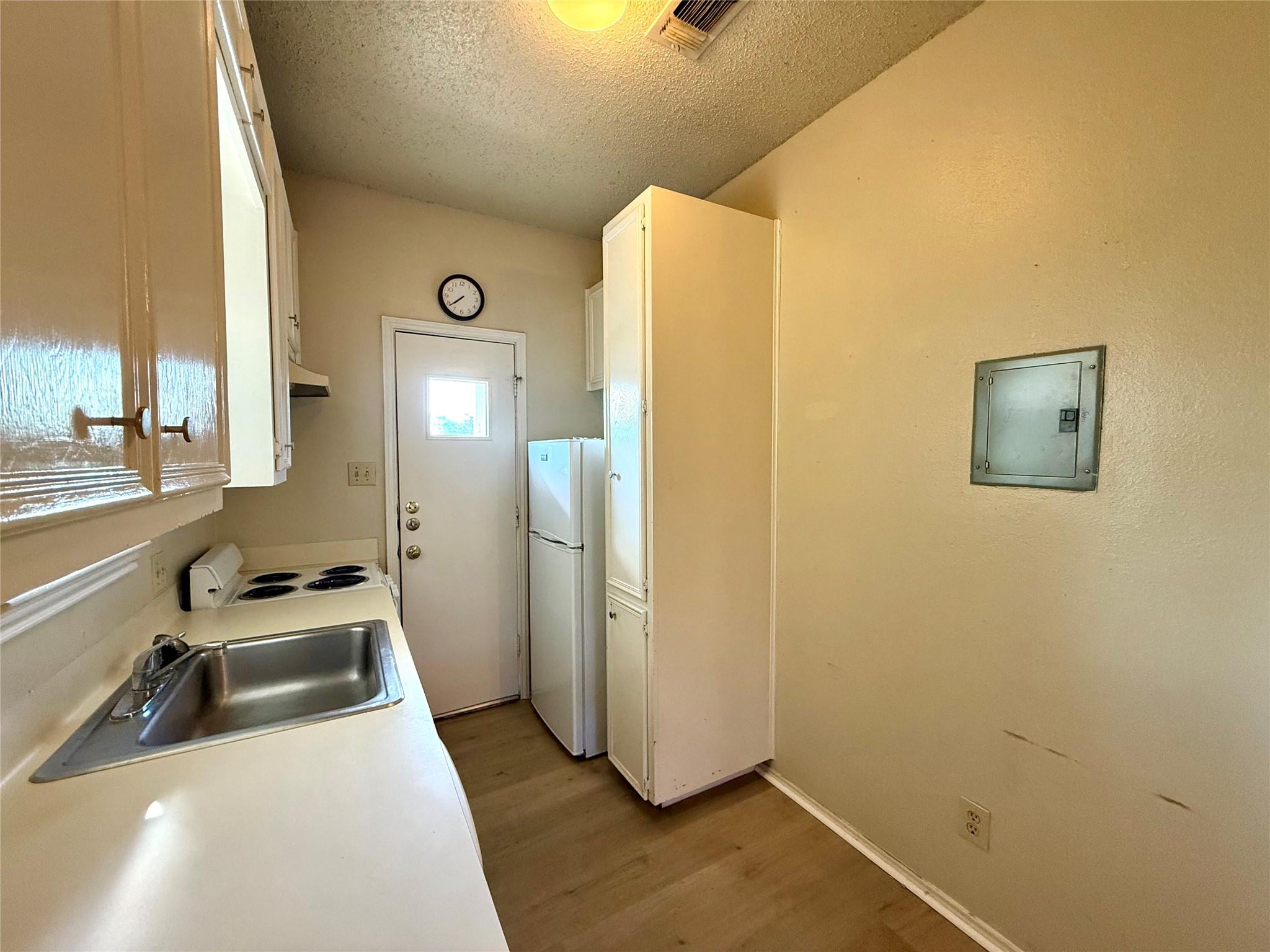 4401 Speedway #305 — photo 4