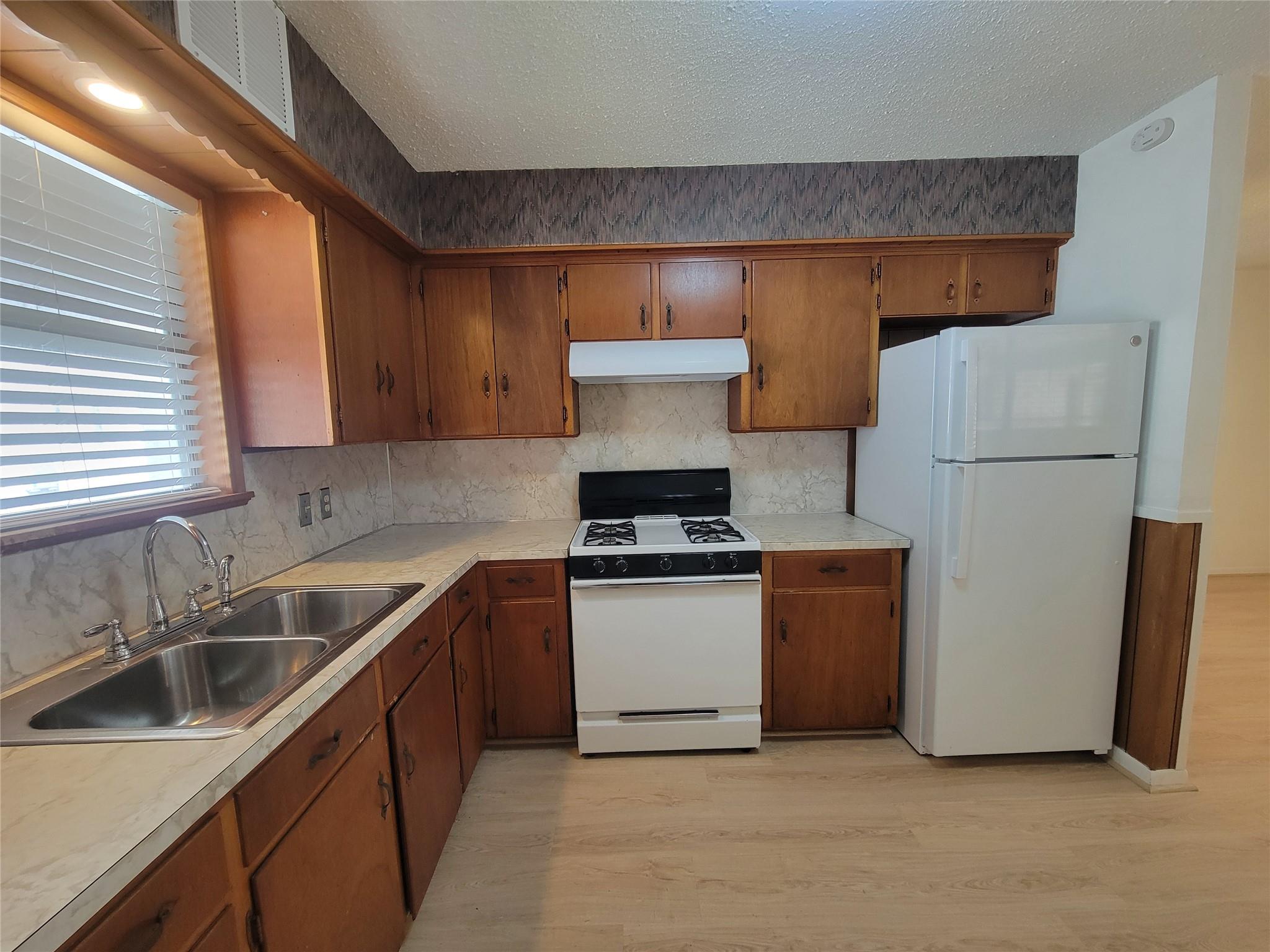 5806 Nassau DR #A — photo 4