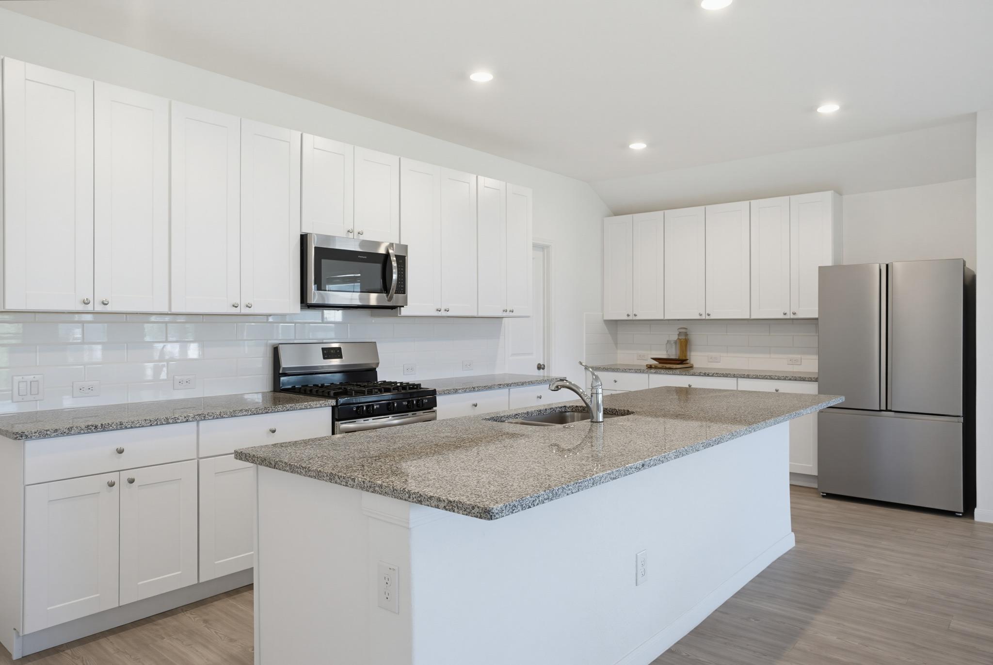 5904 Geronimo WAY — photo 3