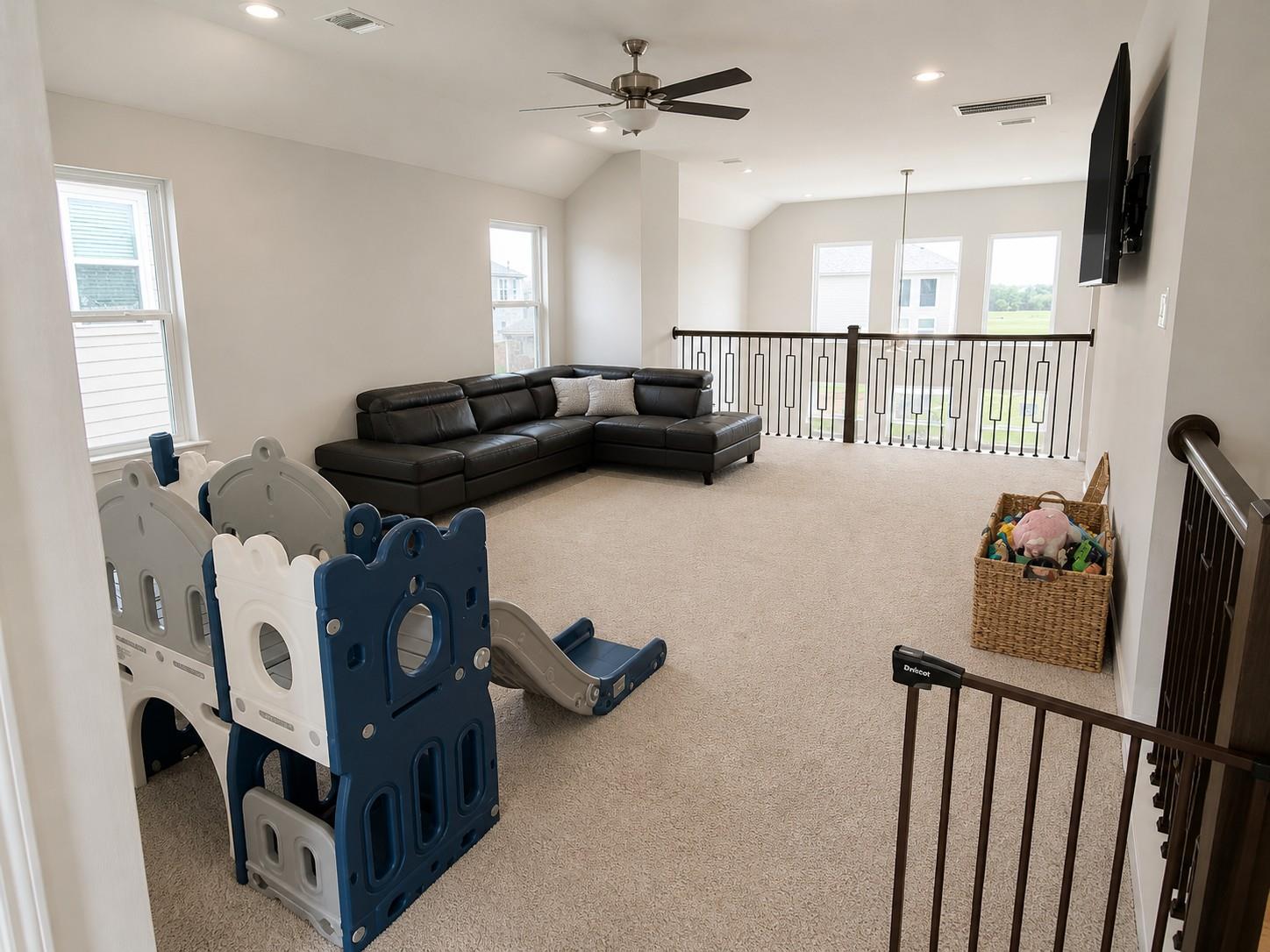 324 Windstar RD — photo 4