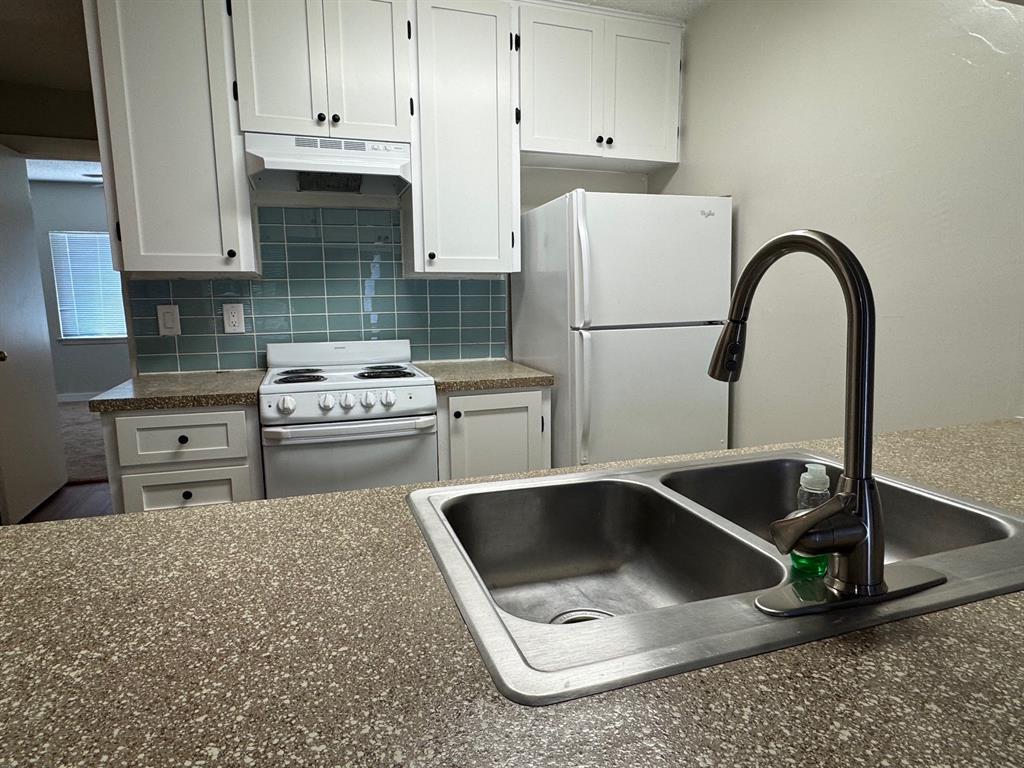 2408 Longview ST #108 — photo 3
