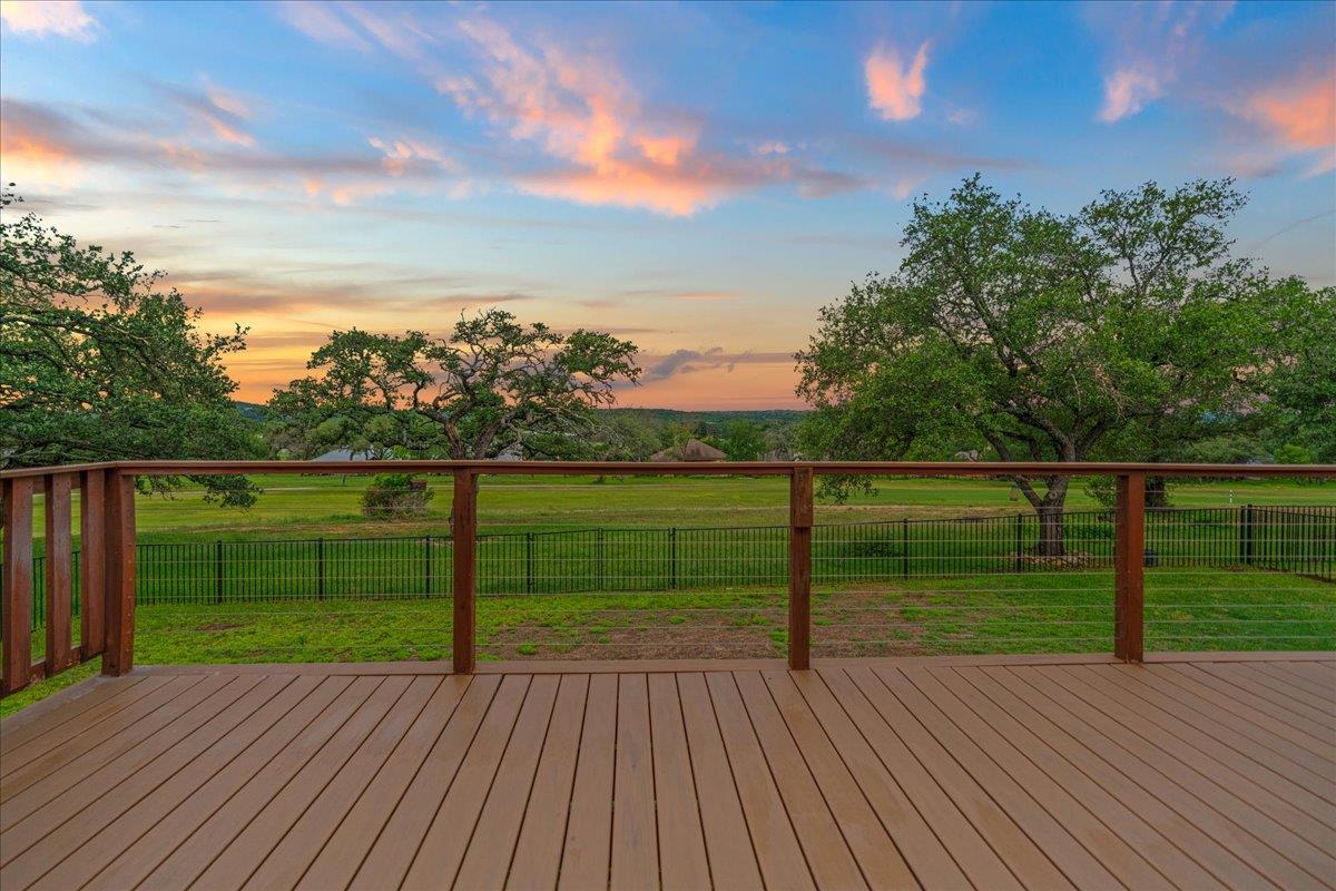 68 Brookhollow DR — photo 3