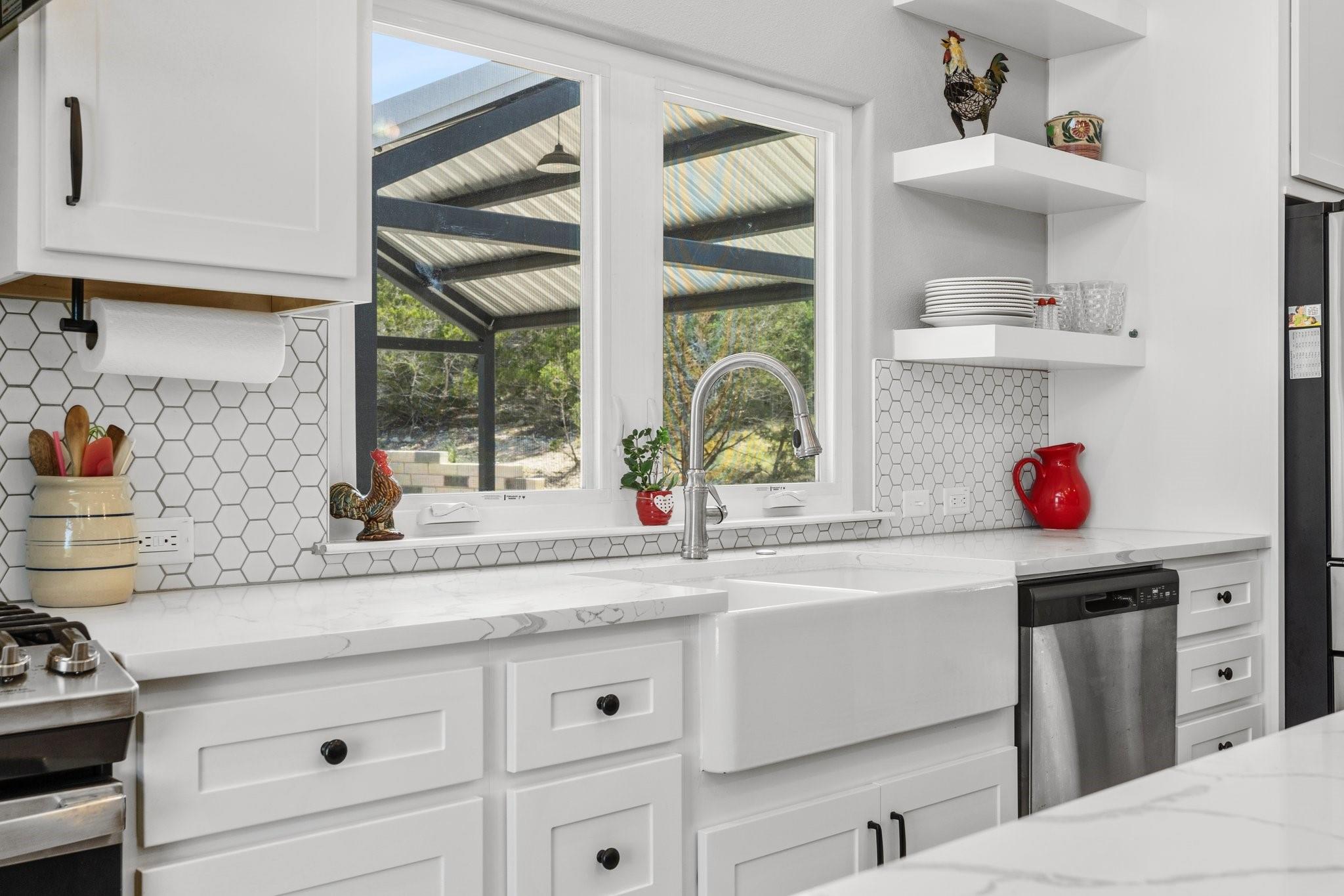 631 Lakeside DR — photo 4