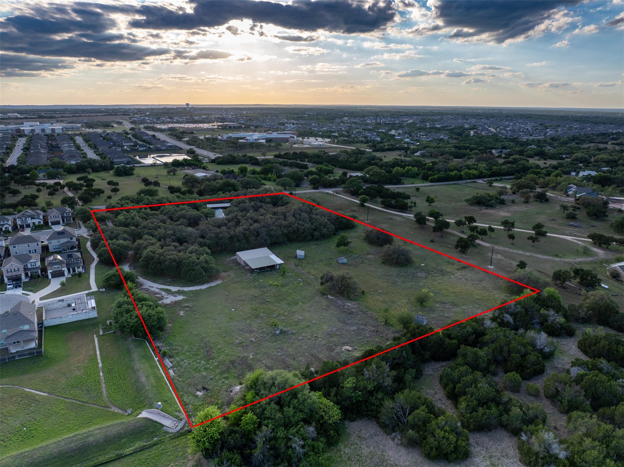 1050 Oak Grove RD — photo 3