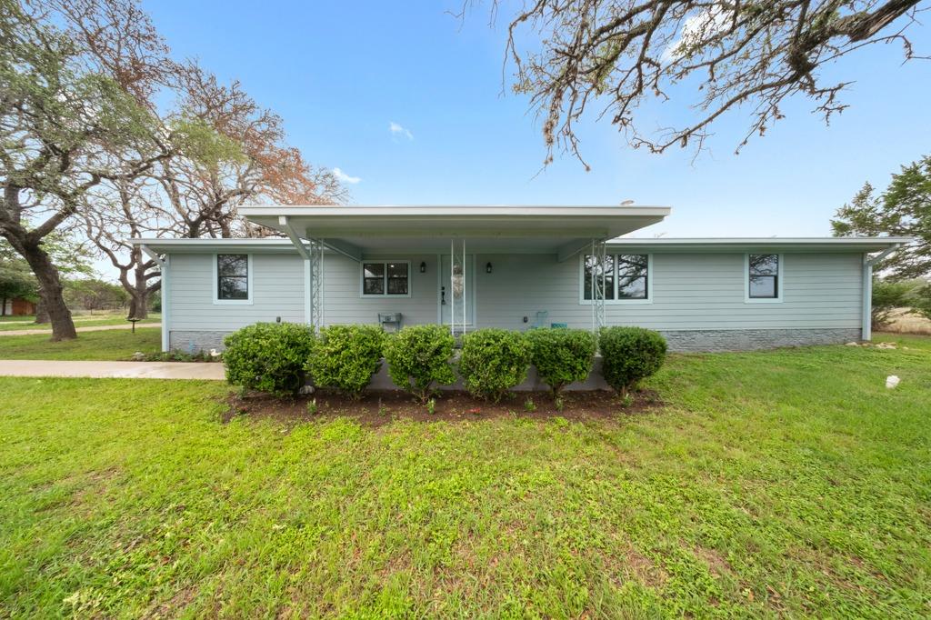 1169 US Highway 290 — photo 3