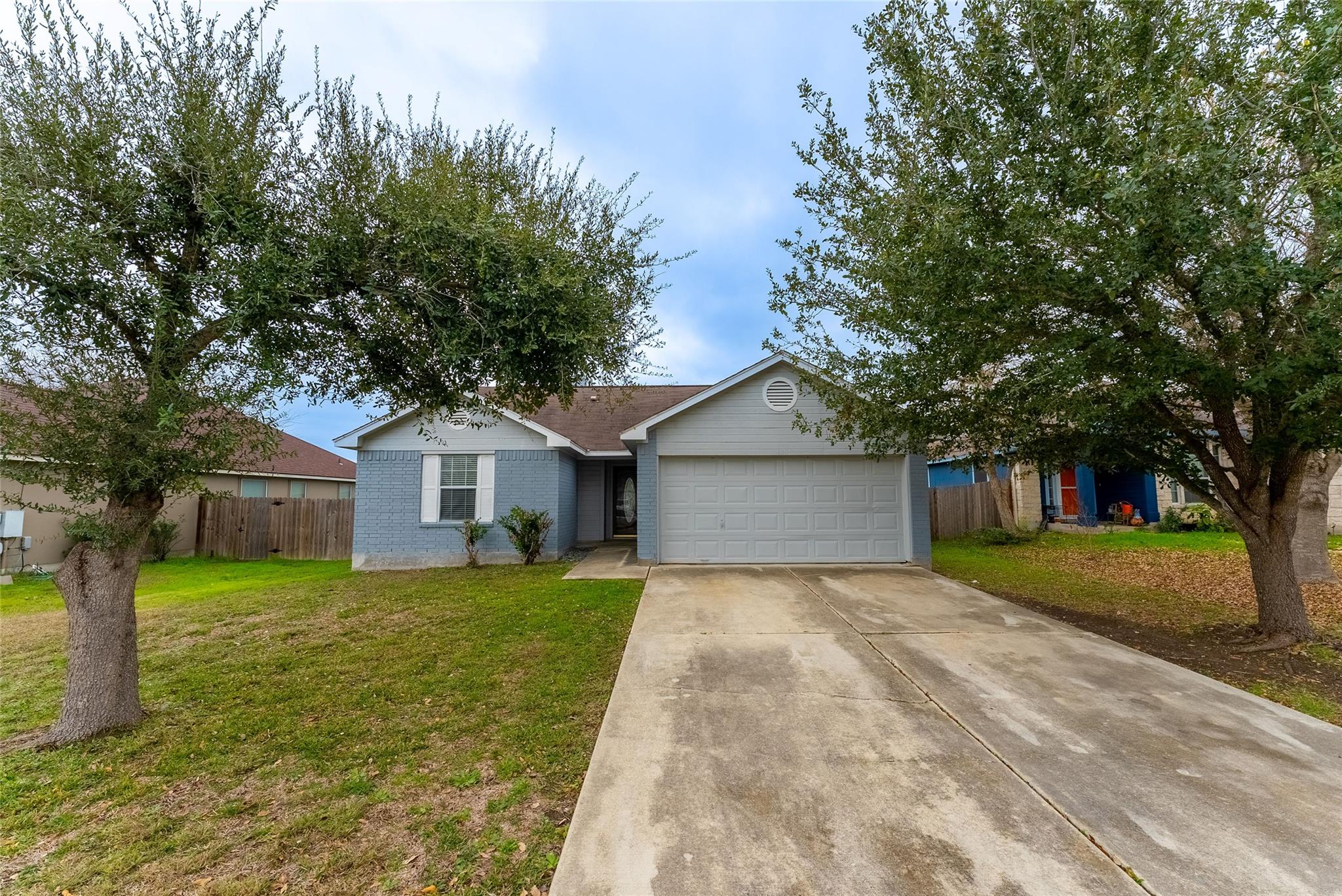 109 Granite Shoals DR — photo 4