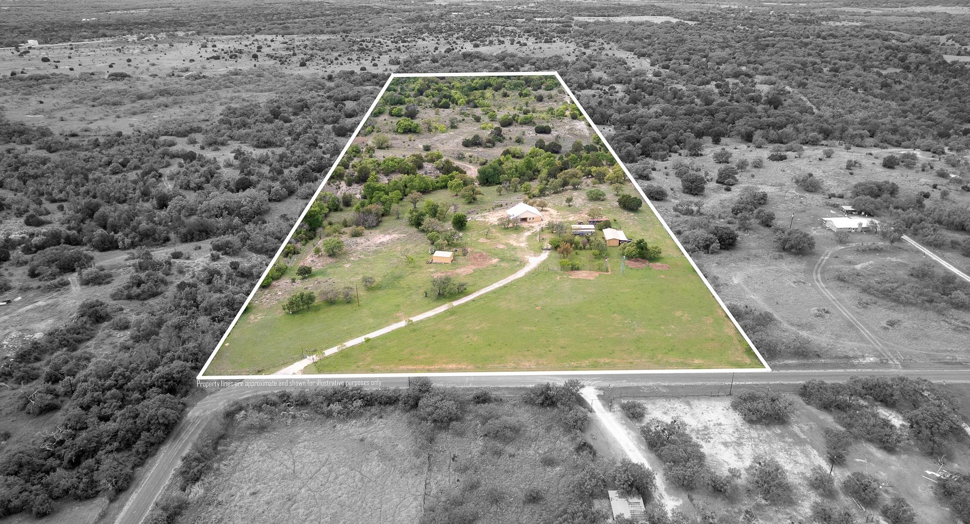 525 Jack Rabbit CIR — photo 4