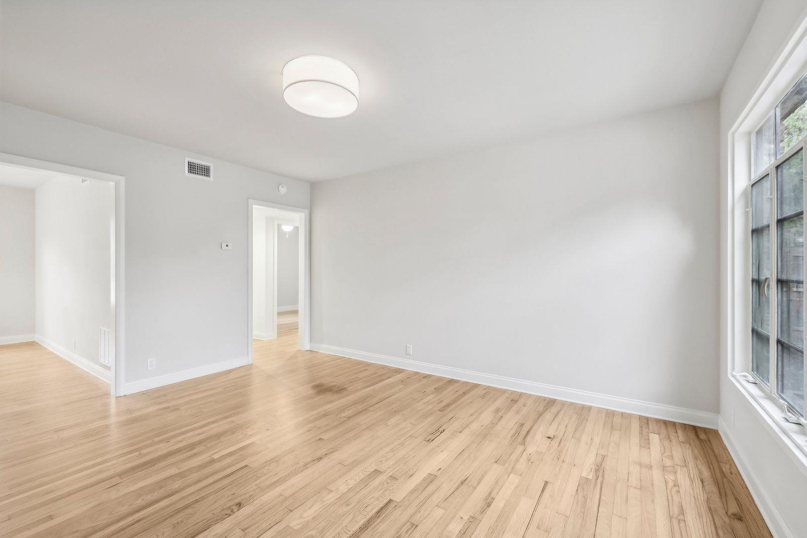 3010 Windsor RD #Unit E — photo 4