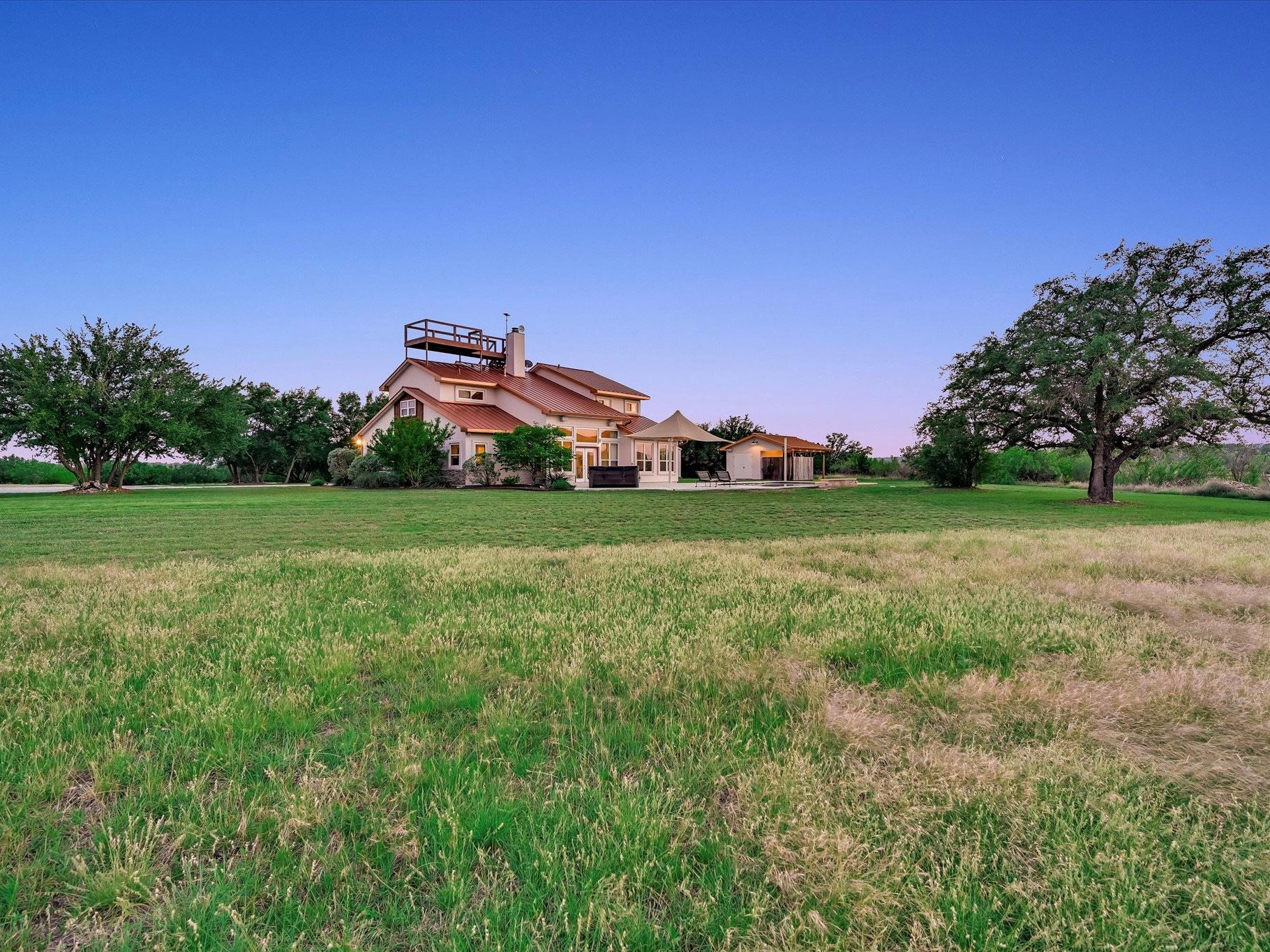 312 Paleface Point DR — photo 3