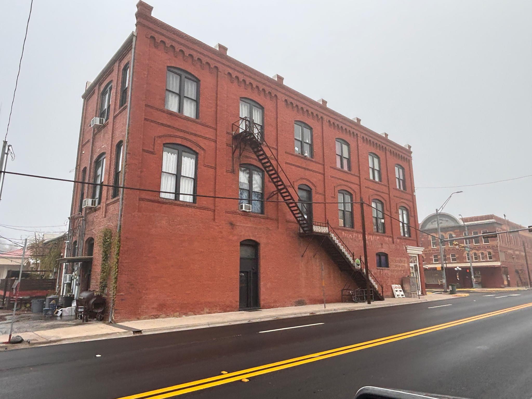 301 Main ST — photo 3