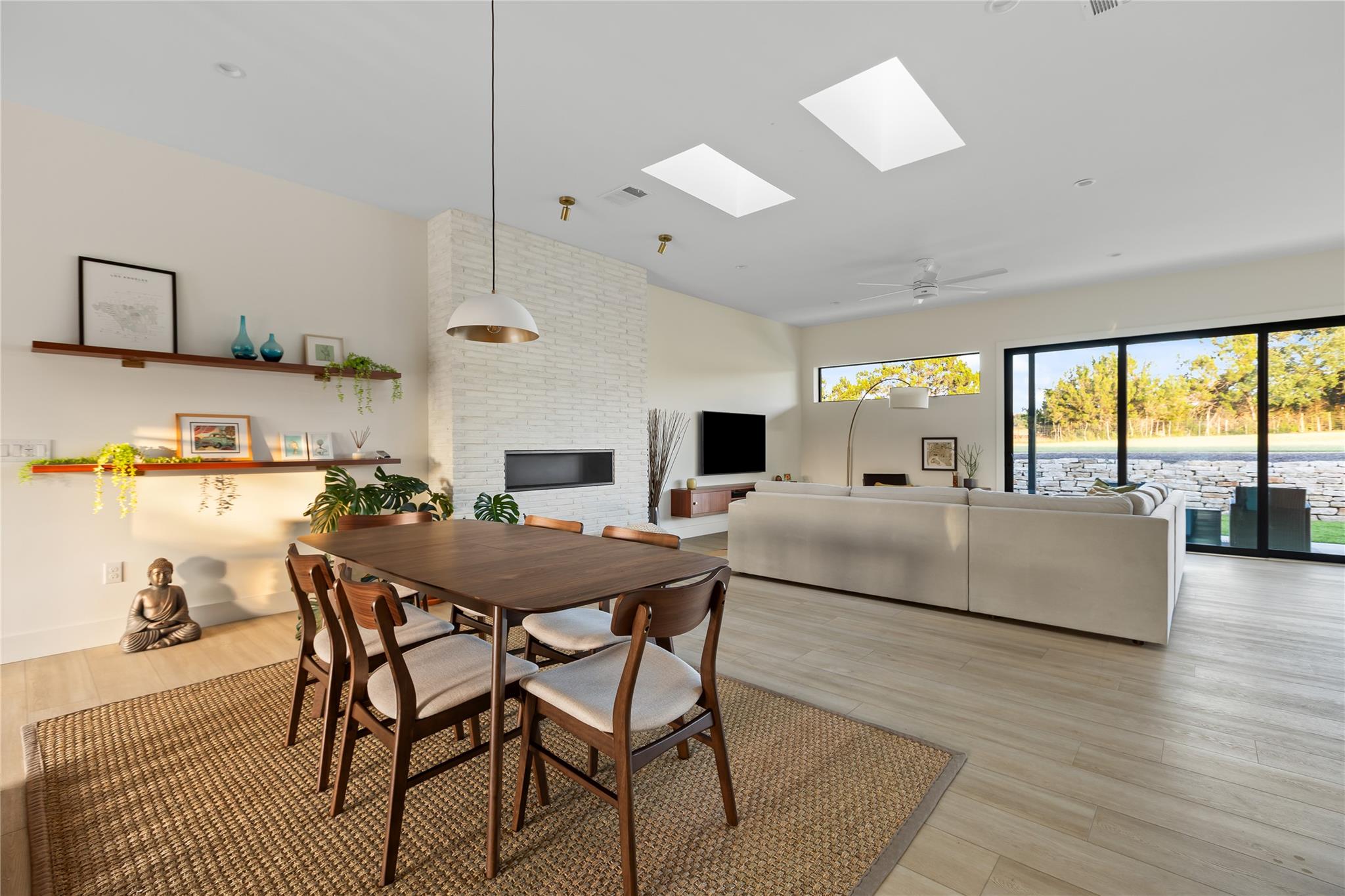 402 Rolling Hills RD — photo 5