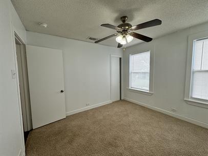 415 Doak ST — photo 4