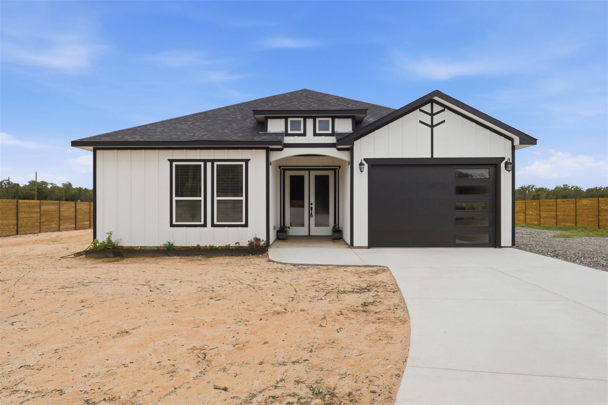 123 Los Robles RD — photo 3