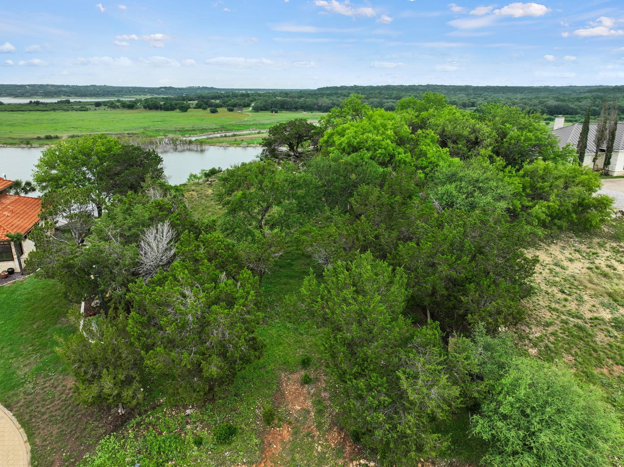 343 Harbor DR — photo 3