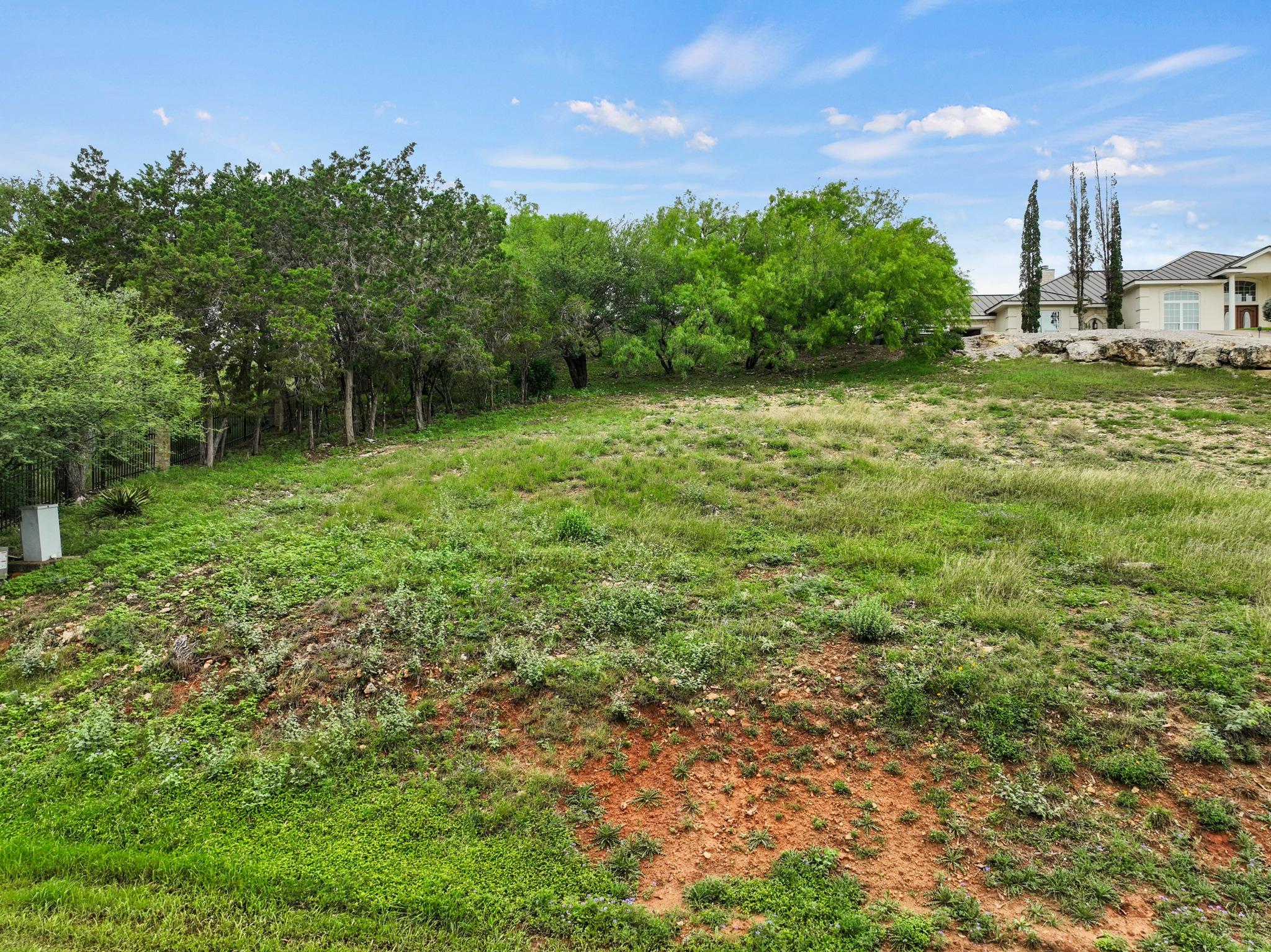 343 Harbor DR — photo 4