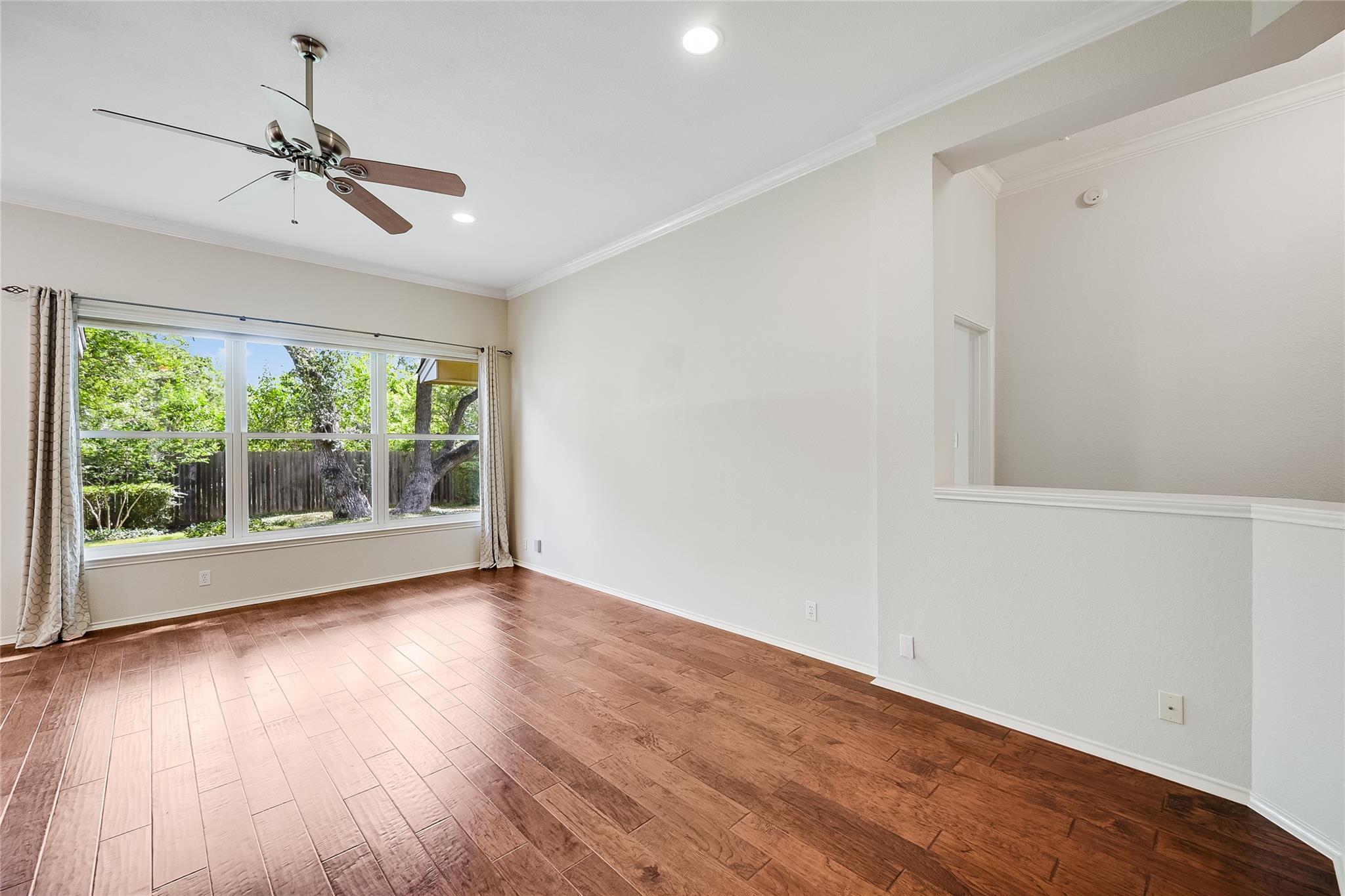 11108 Crossland DR — photo 4
