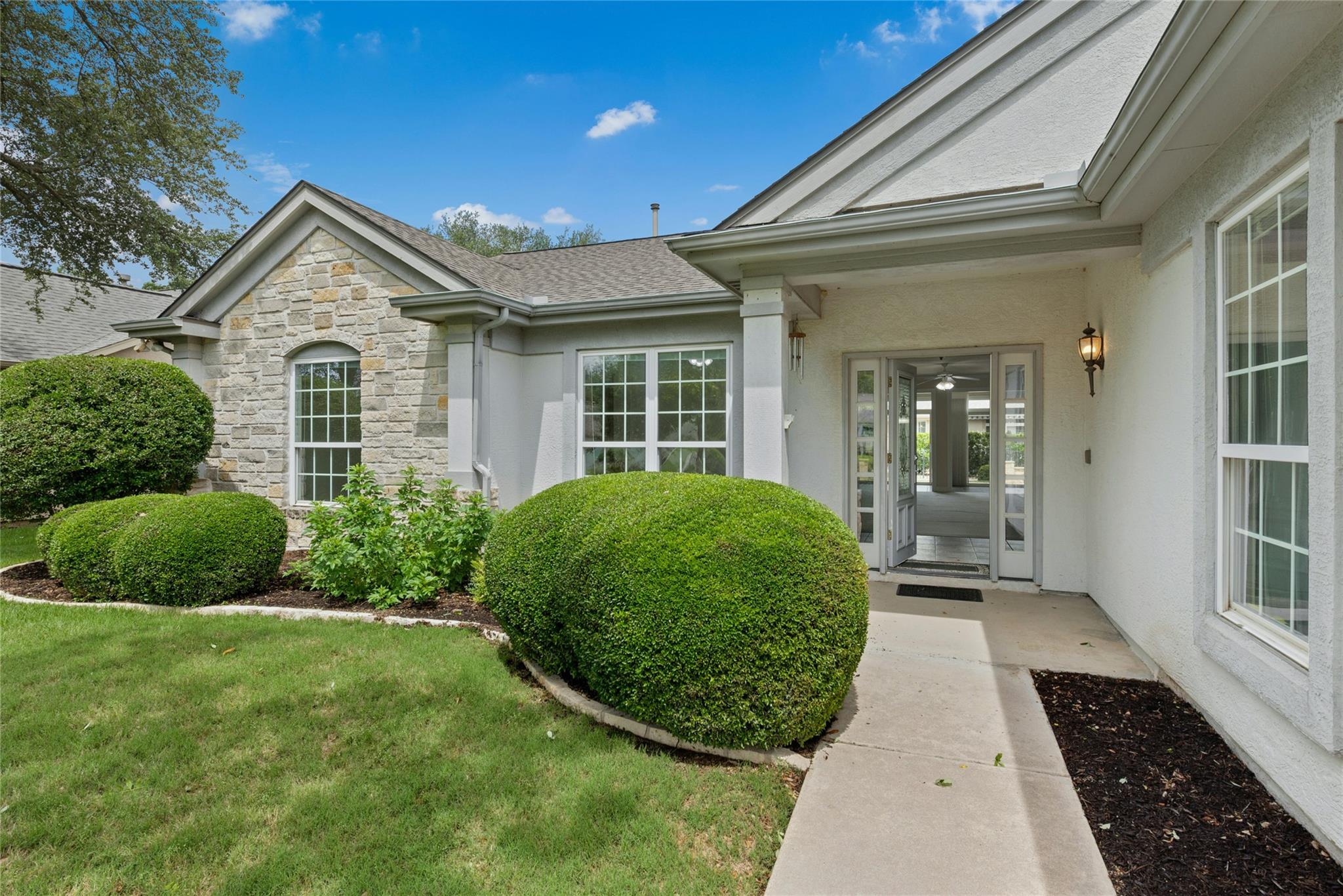 107 San Antonio RD — photo 4