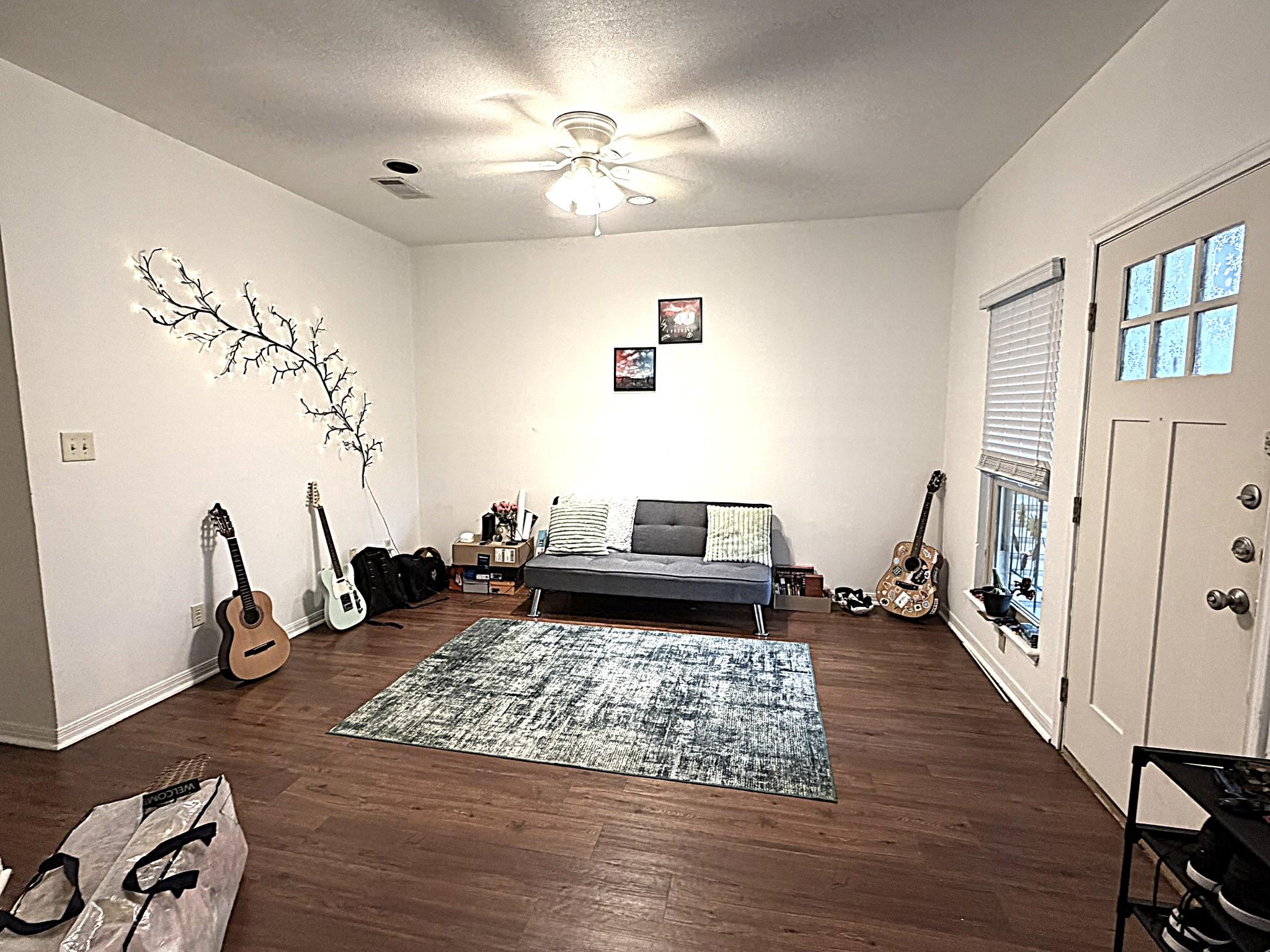 310 Pat Garrison ST #3B — photo 3