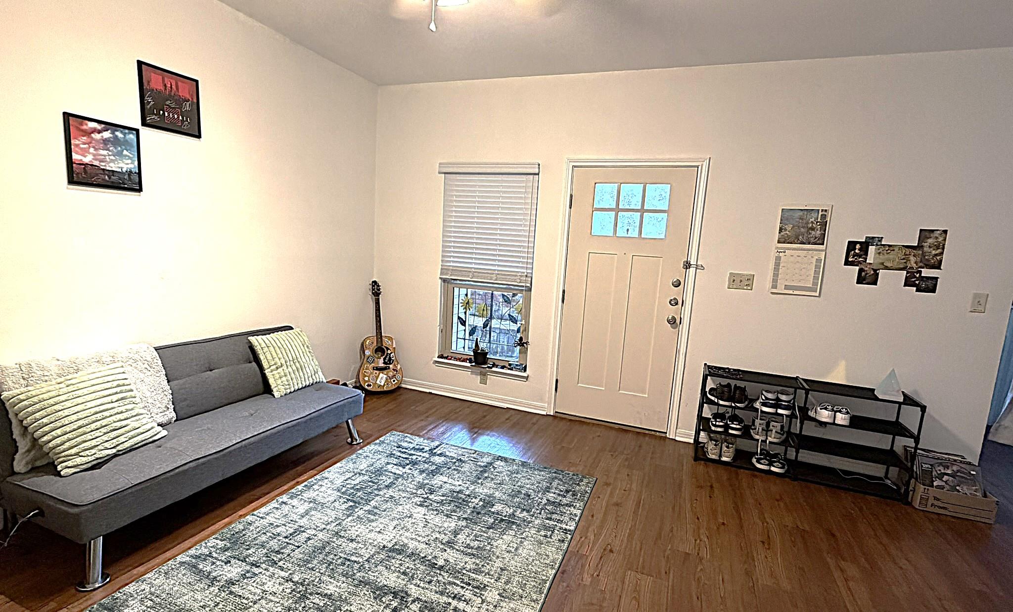 310 Pat Garrison ST #3B — photo 4