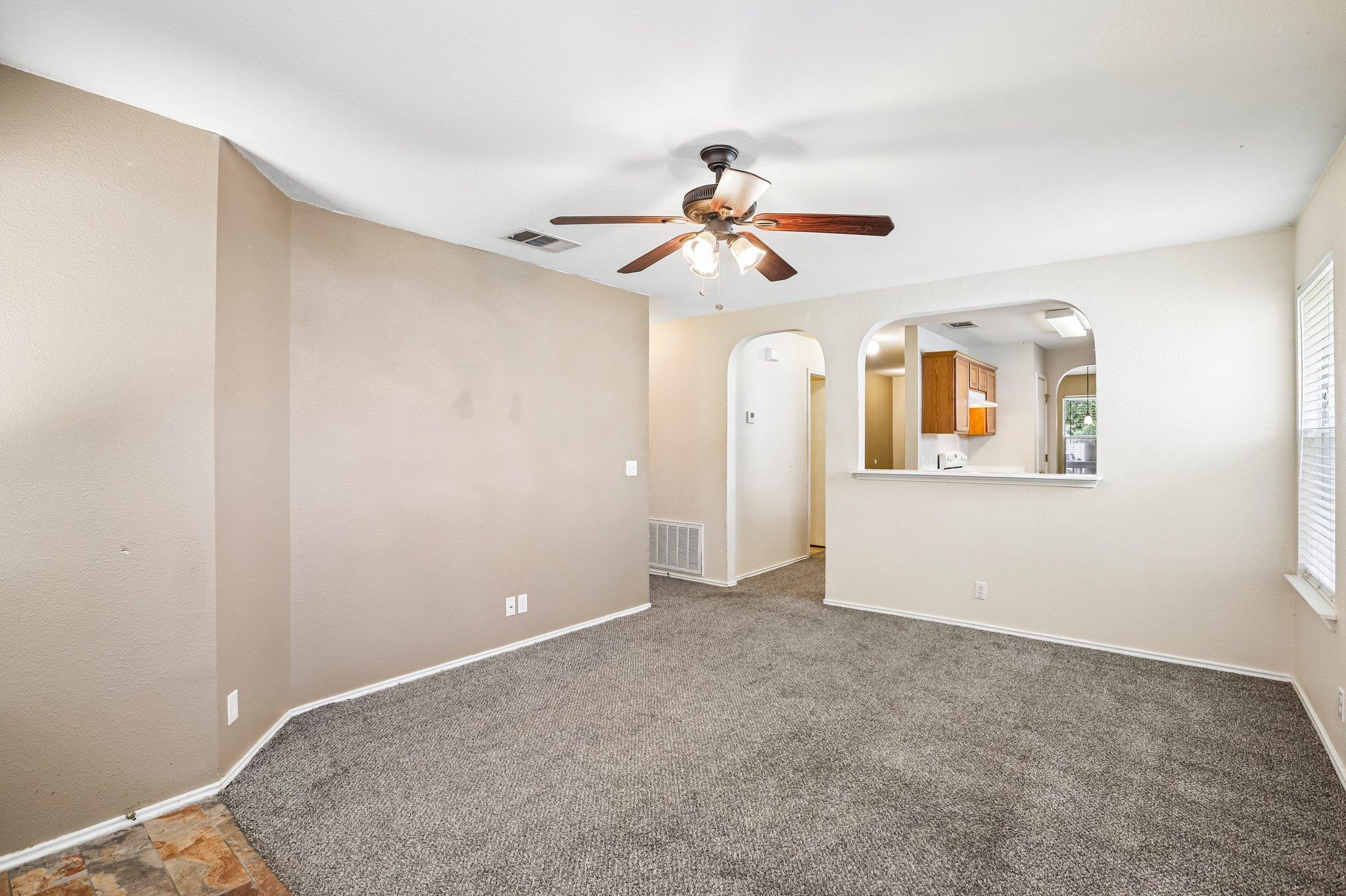 323 Precipice WAY — photo 3