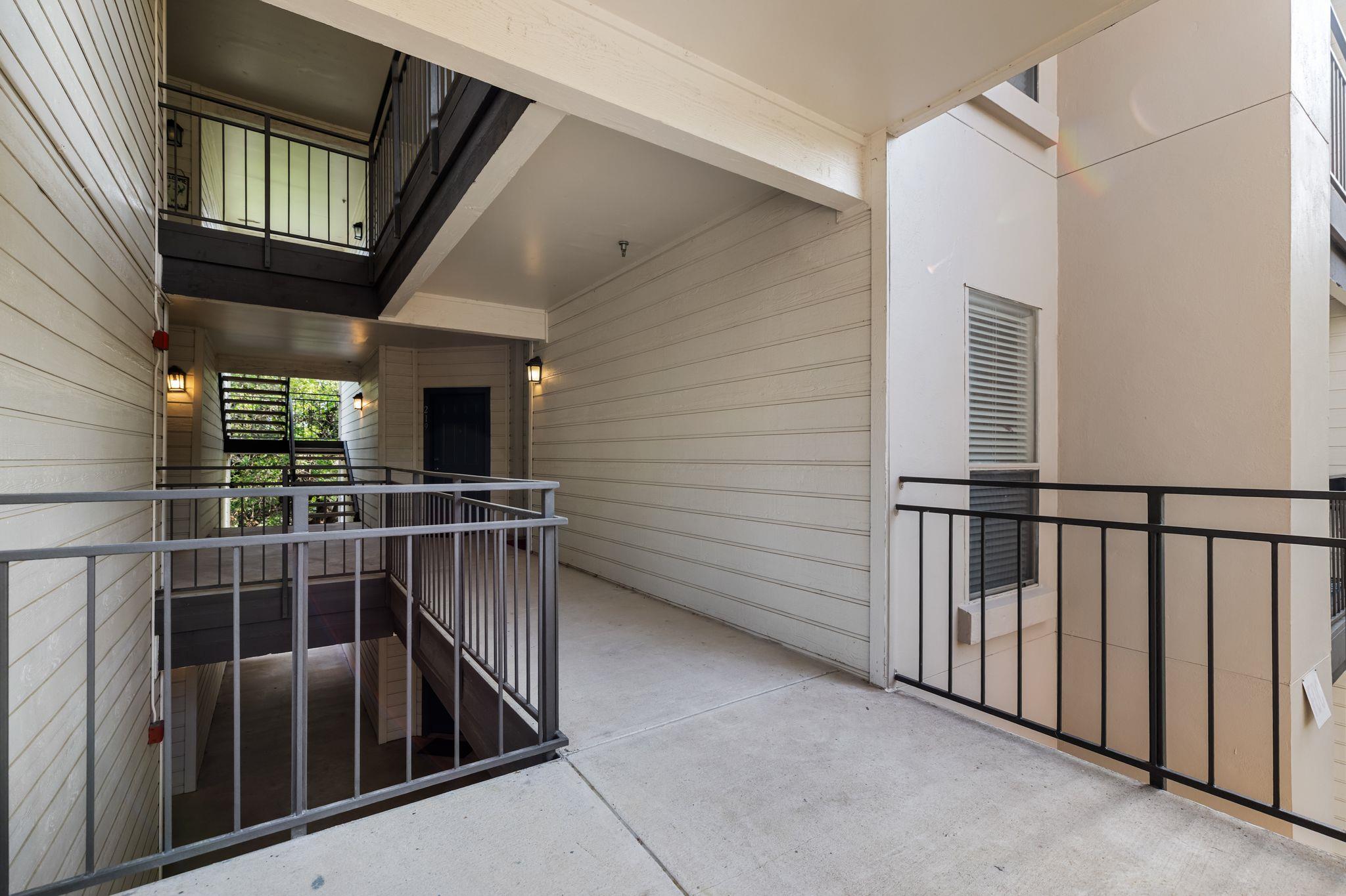 6000 Shepherd Mountain CV #219 — photo 3